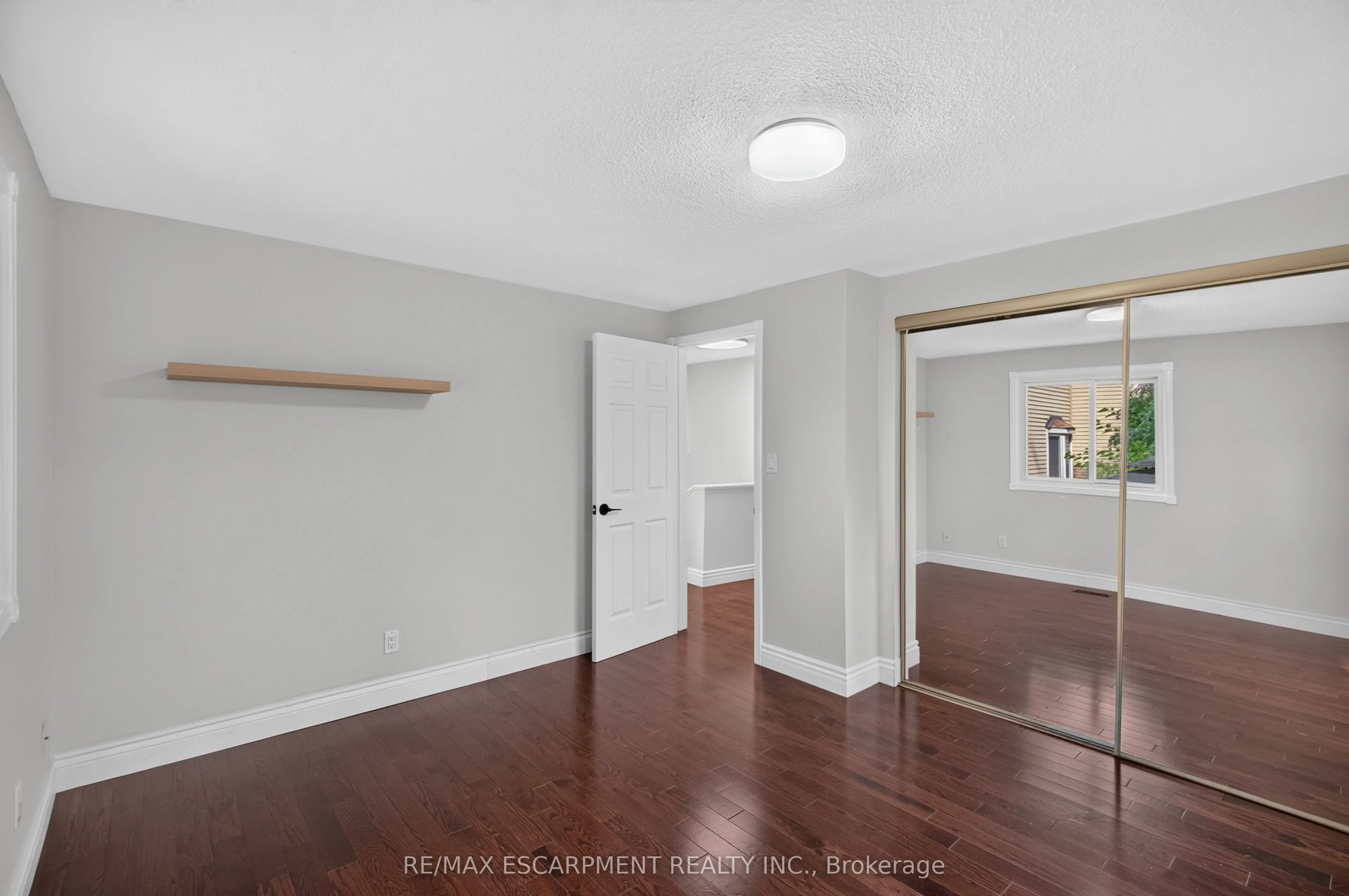 3401 Rockwood Drive