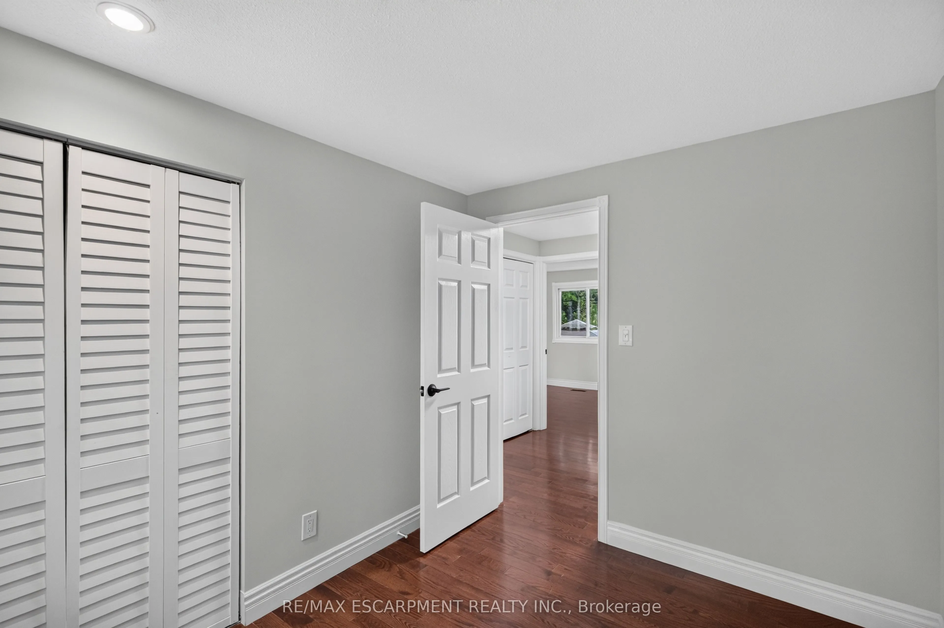 3401 Rockwood Drive