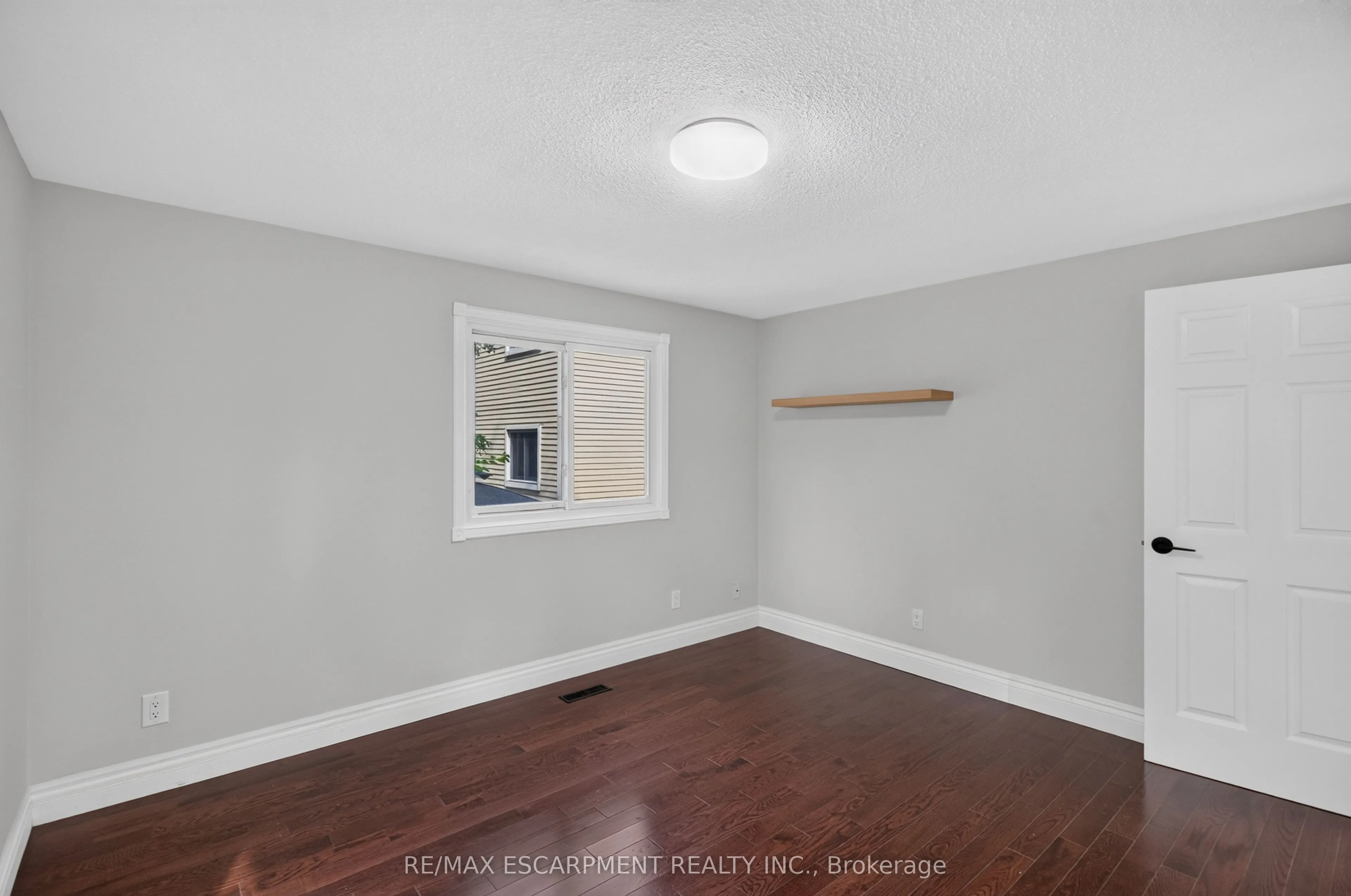 3401 Rockwood Drive