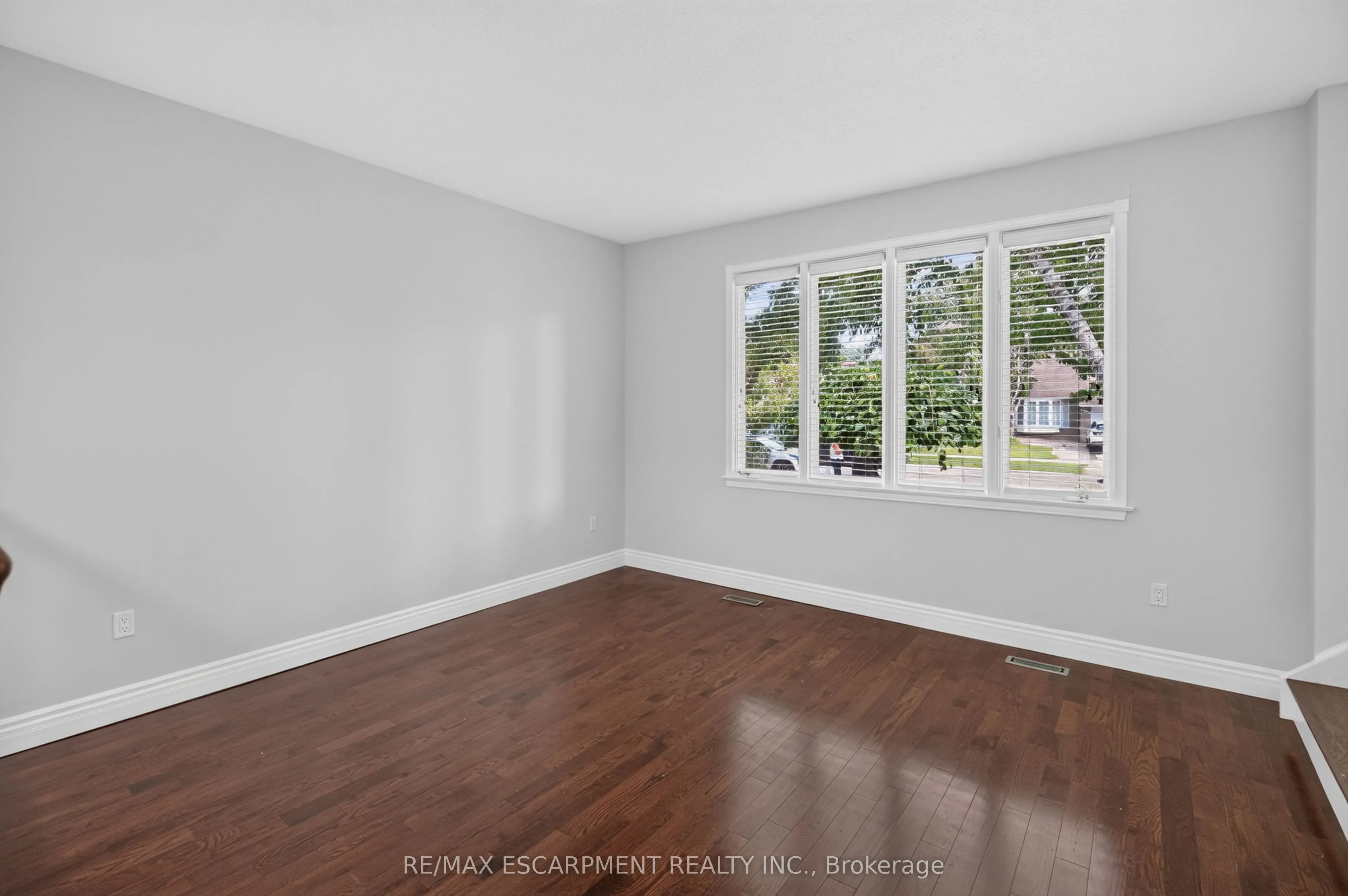 3401 Rockwood Drive