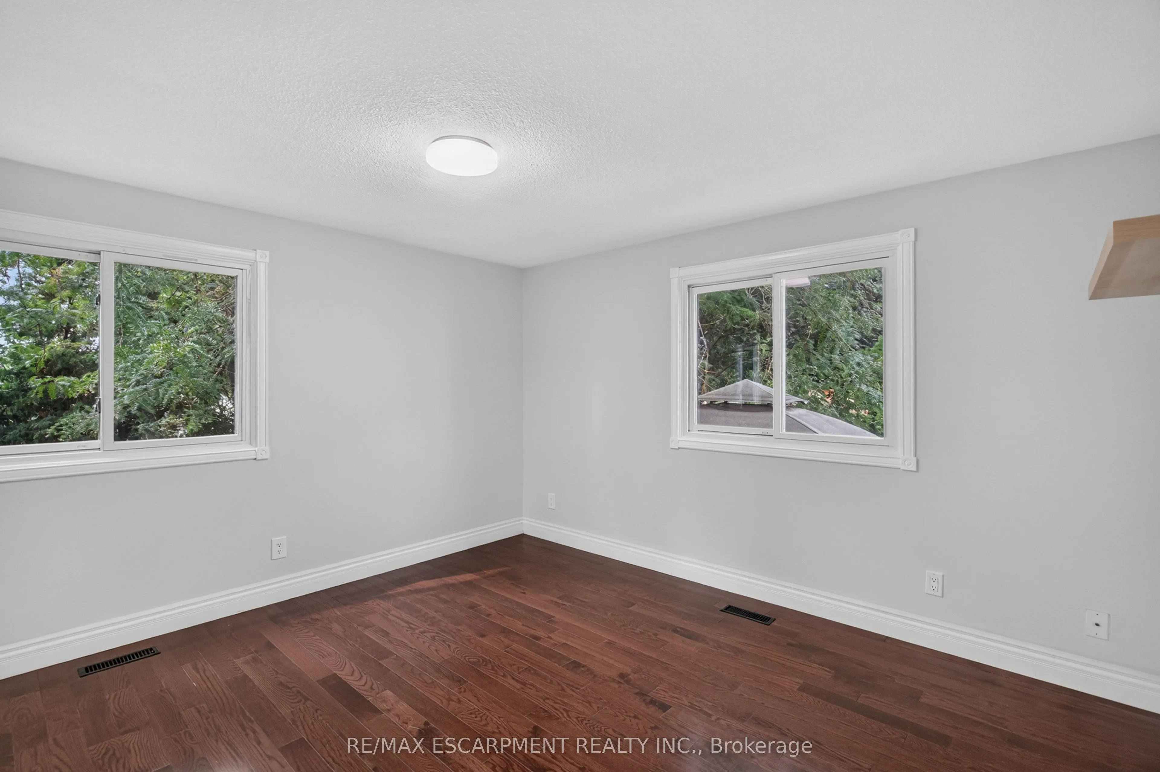 3401 Rockwood Drive