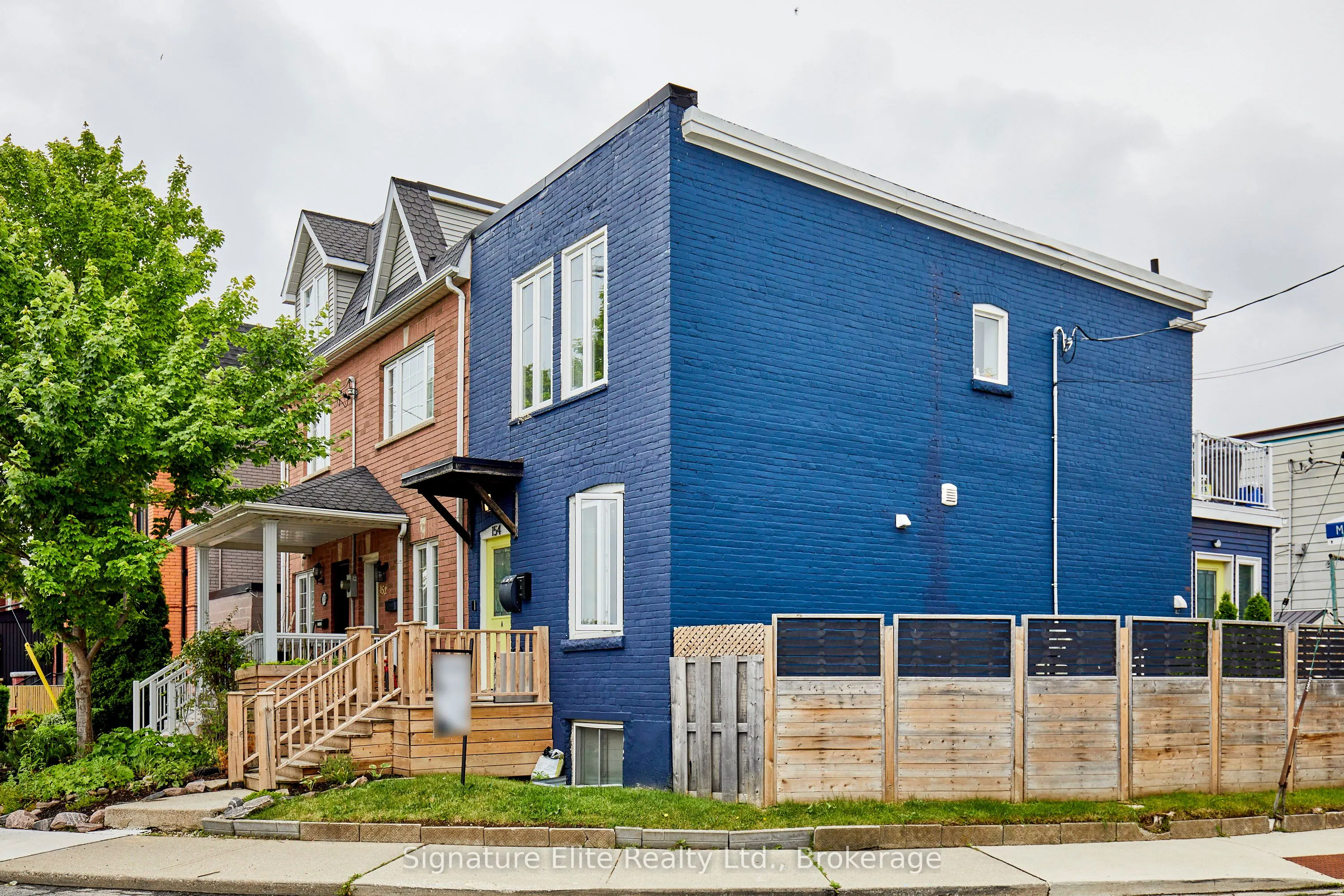 154 Mulock Avenue
