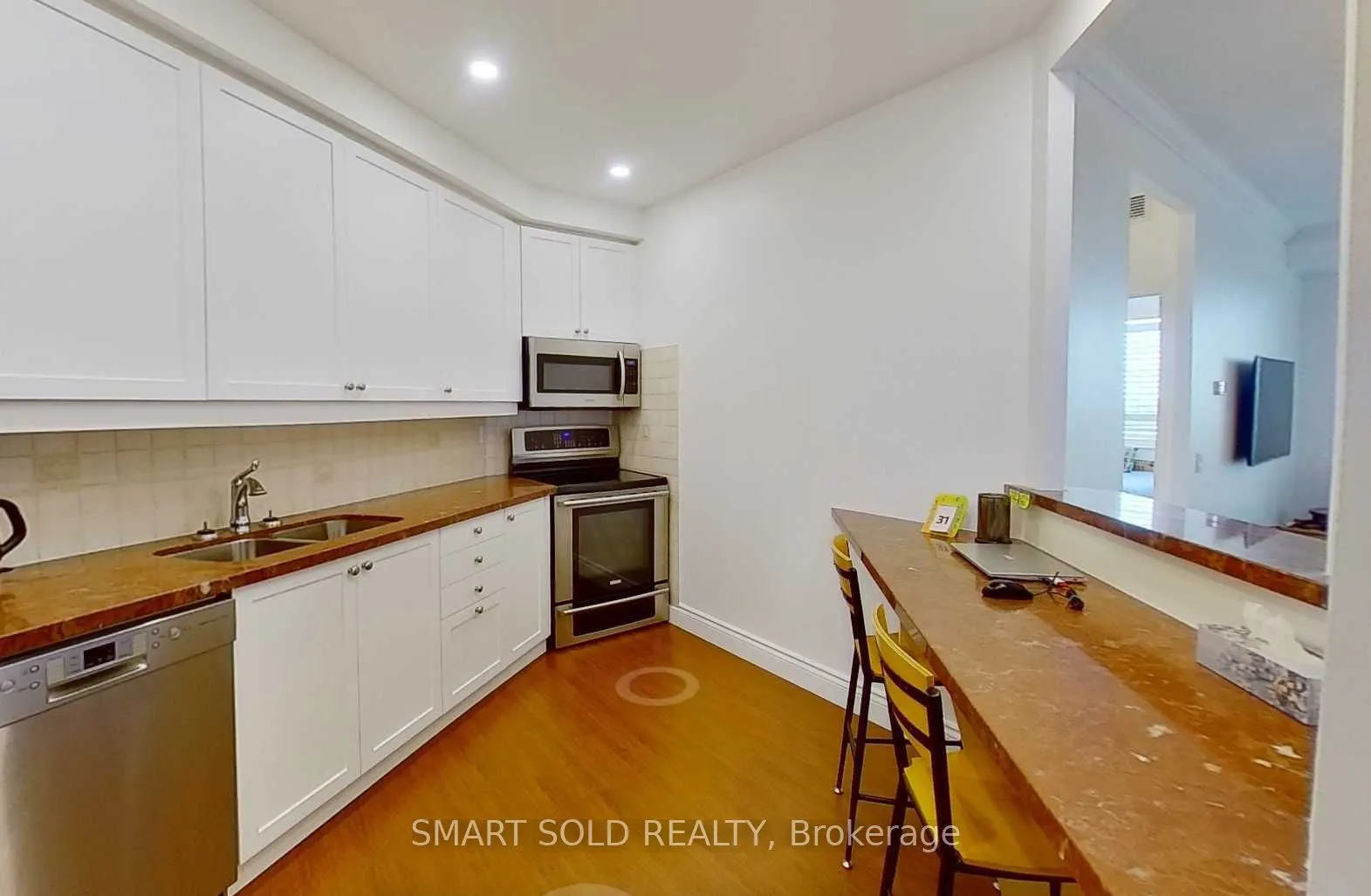 1 Belvedere Court #1404