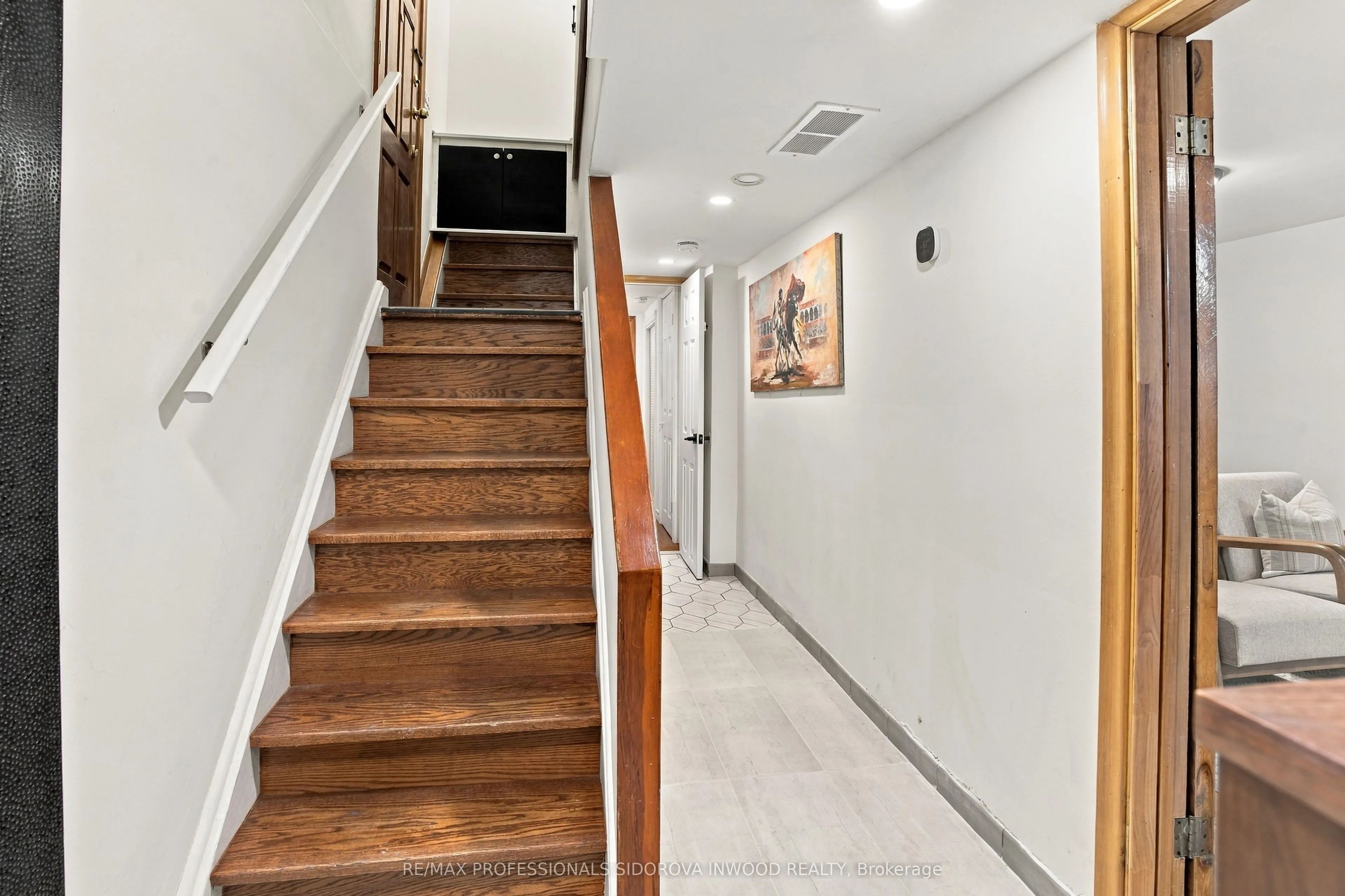 137 Evelyn Avenue