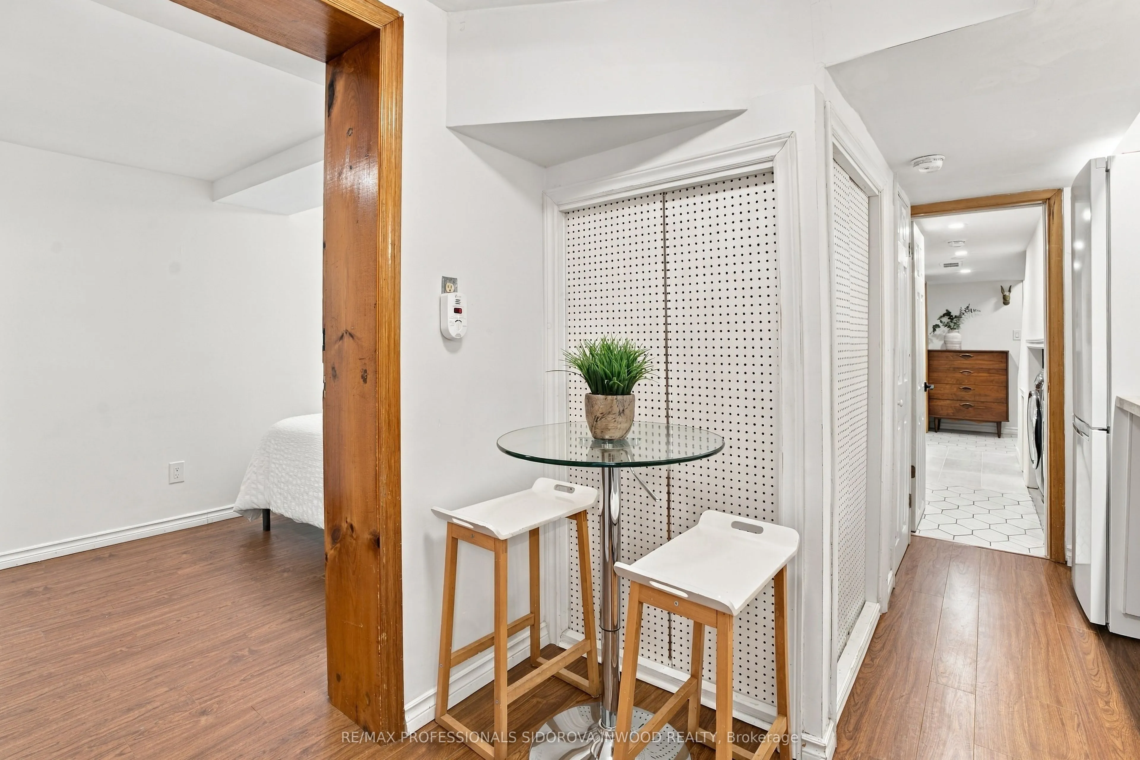 137 Evelyn Avenue