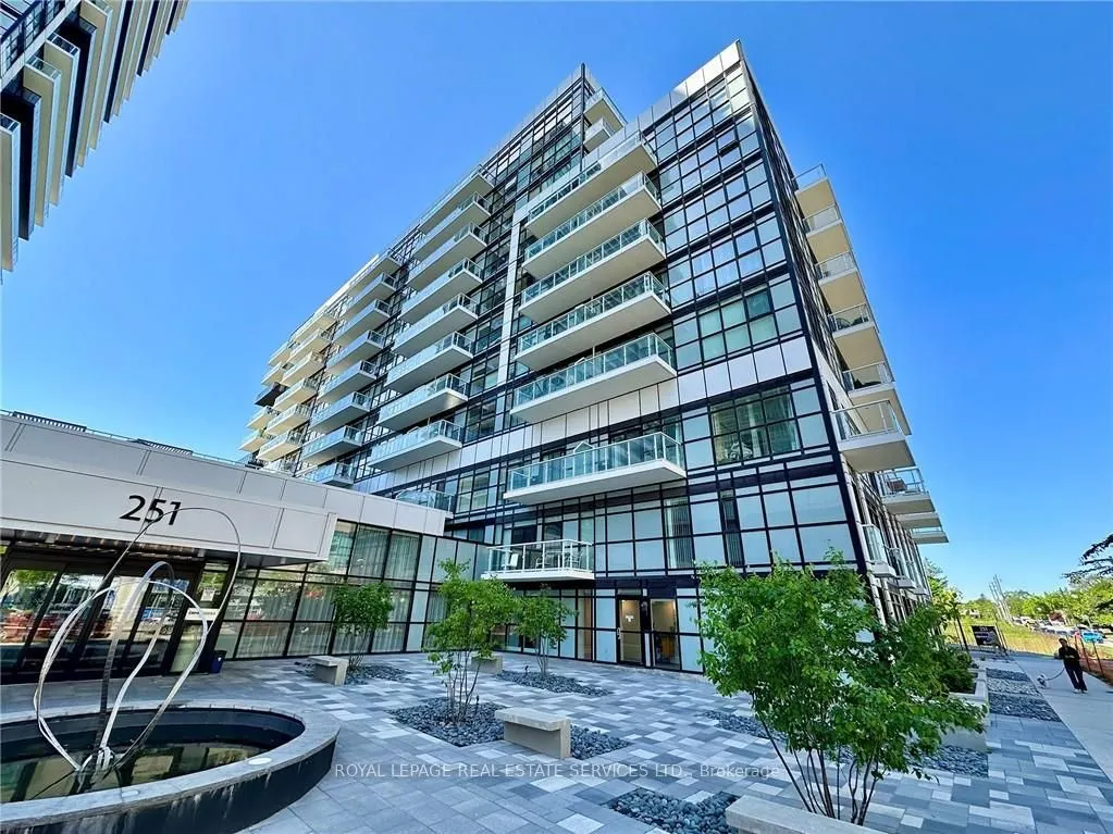 251 Manitoba Street #124