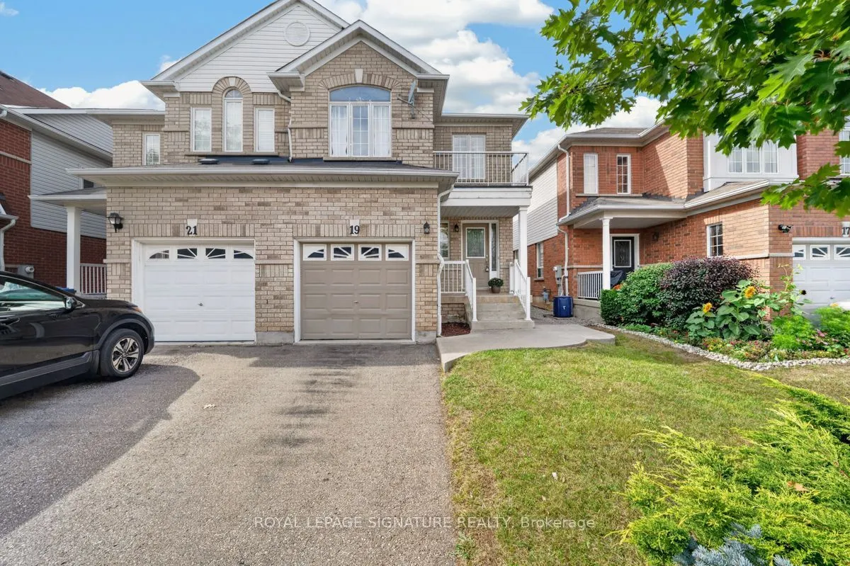 19 Mossgrove Crescent
