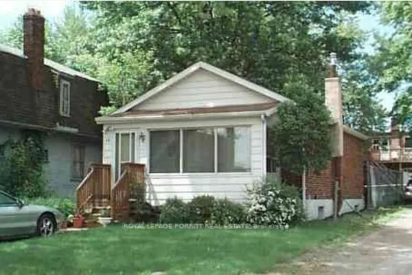 86 Ash Crescent
