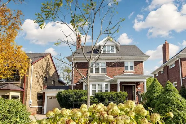 20 Grenadier Heights