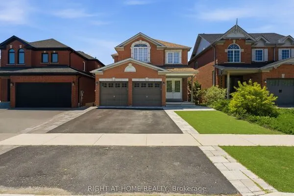 182 Mowat Crescent