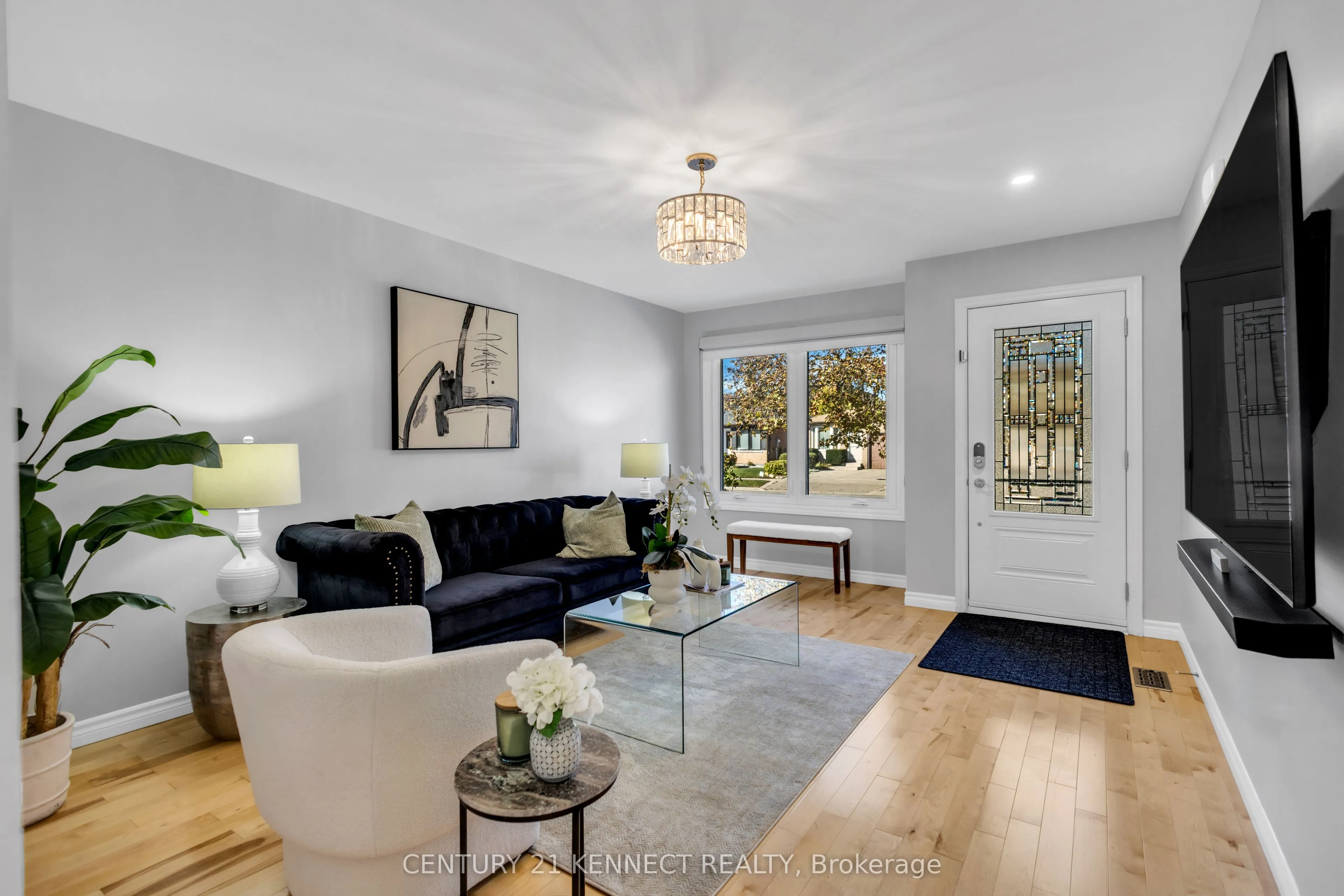 51 Vodden Street W