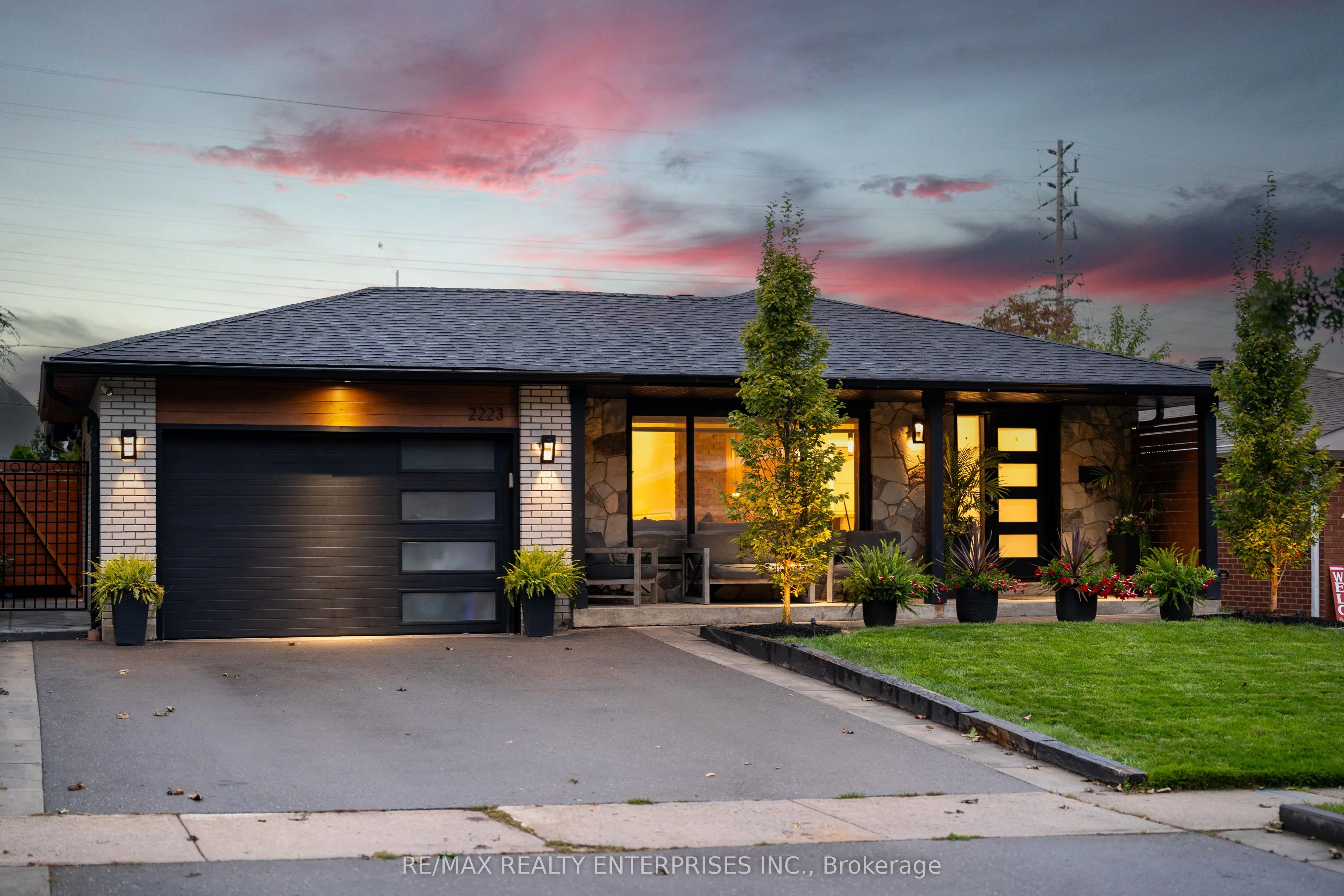 2223 Belfast Crescent