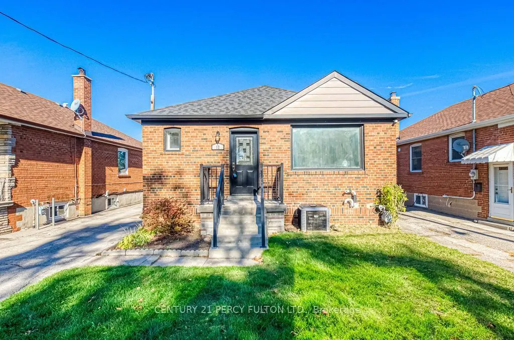 12 Silvercrest Avenue