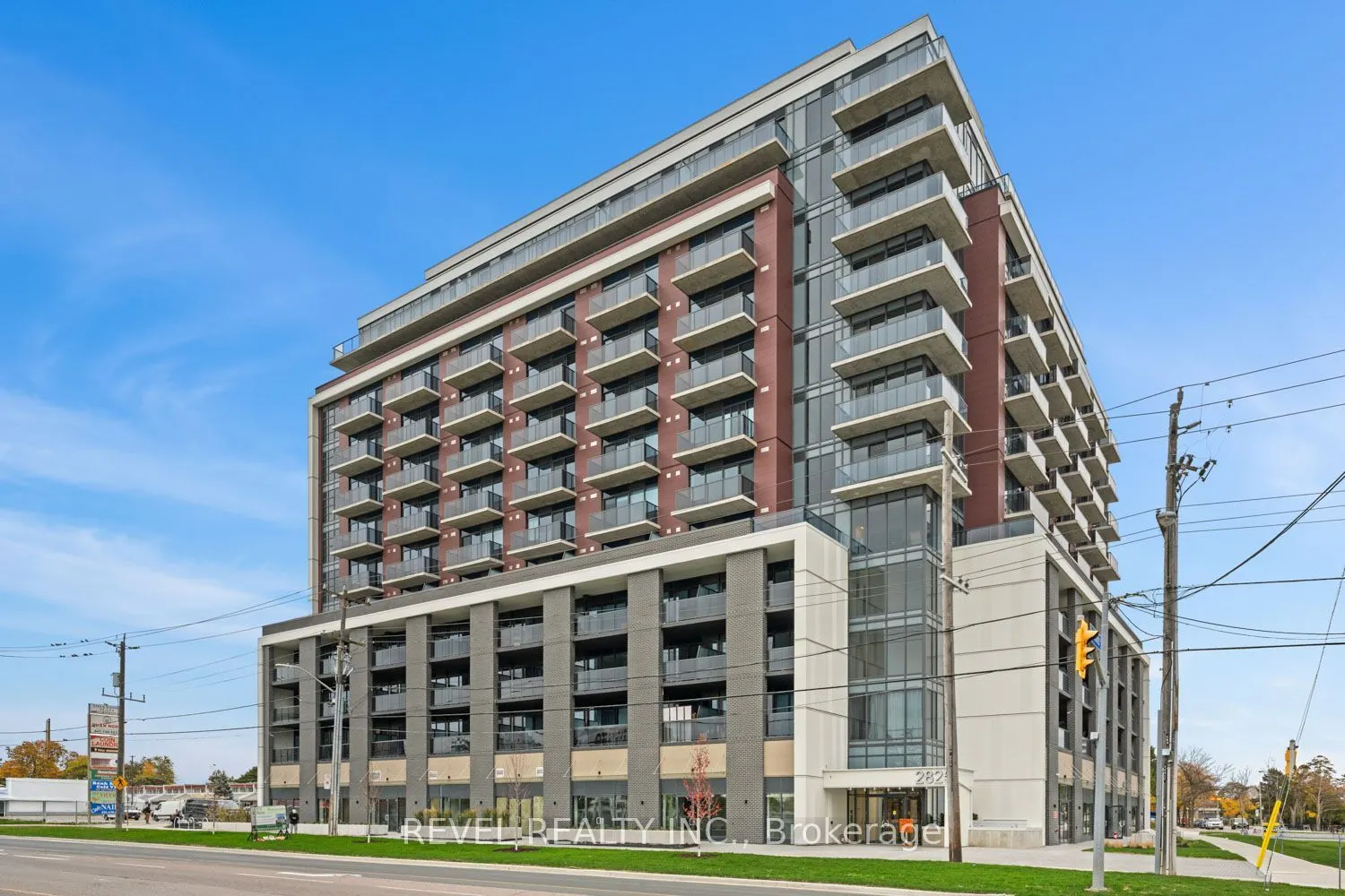 2825 Jane Street #807