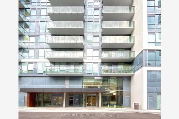 10 De Boers Drive #814