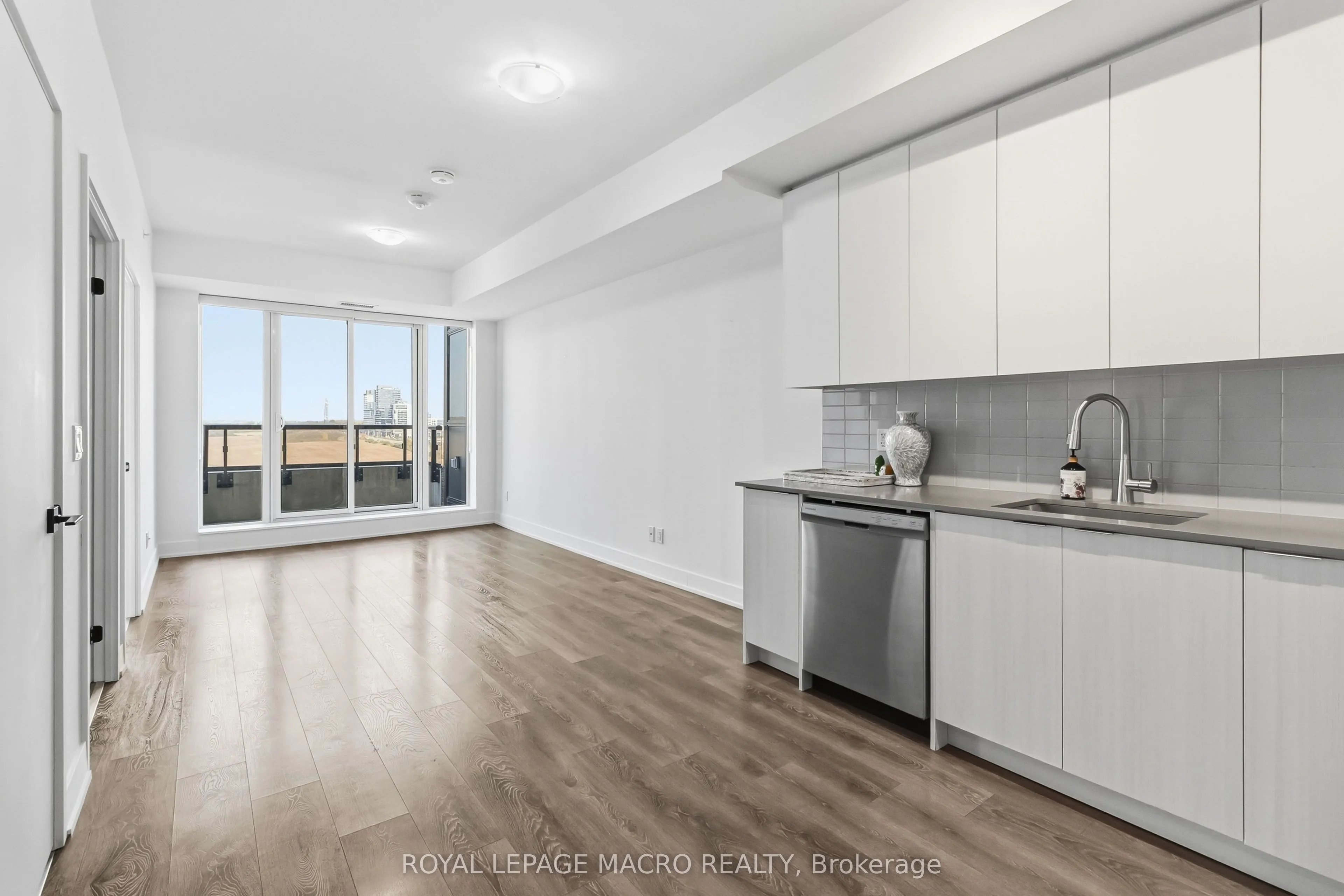 2489 Taunton Road #815
