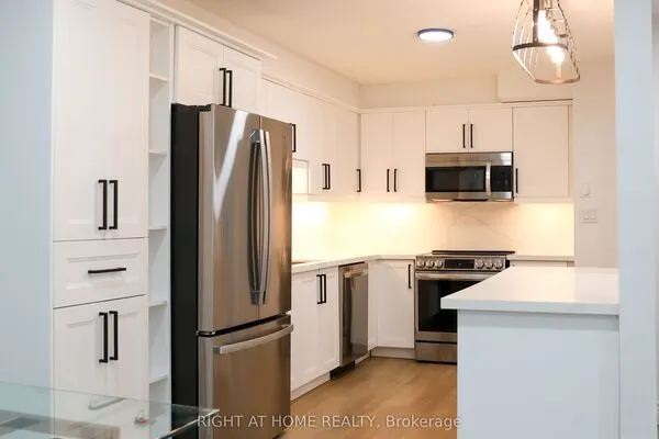 3360 The Credit Woodlands