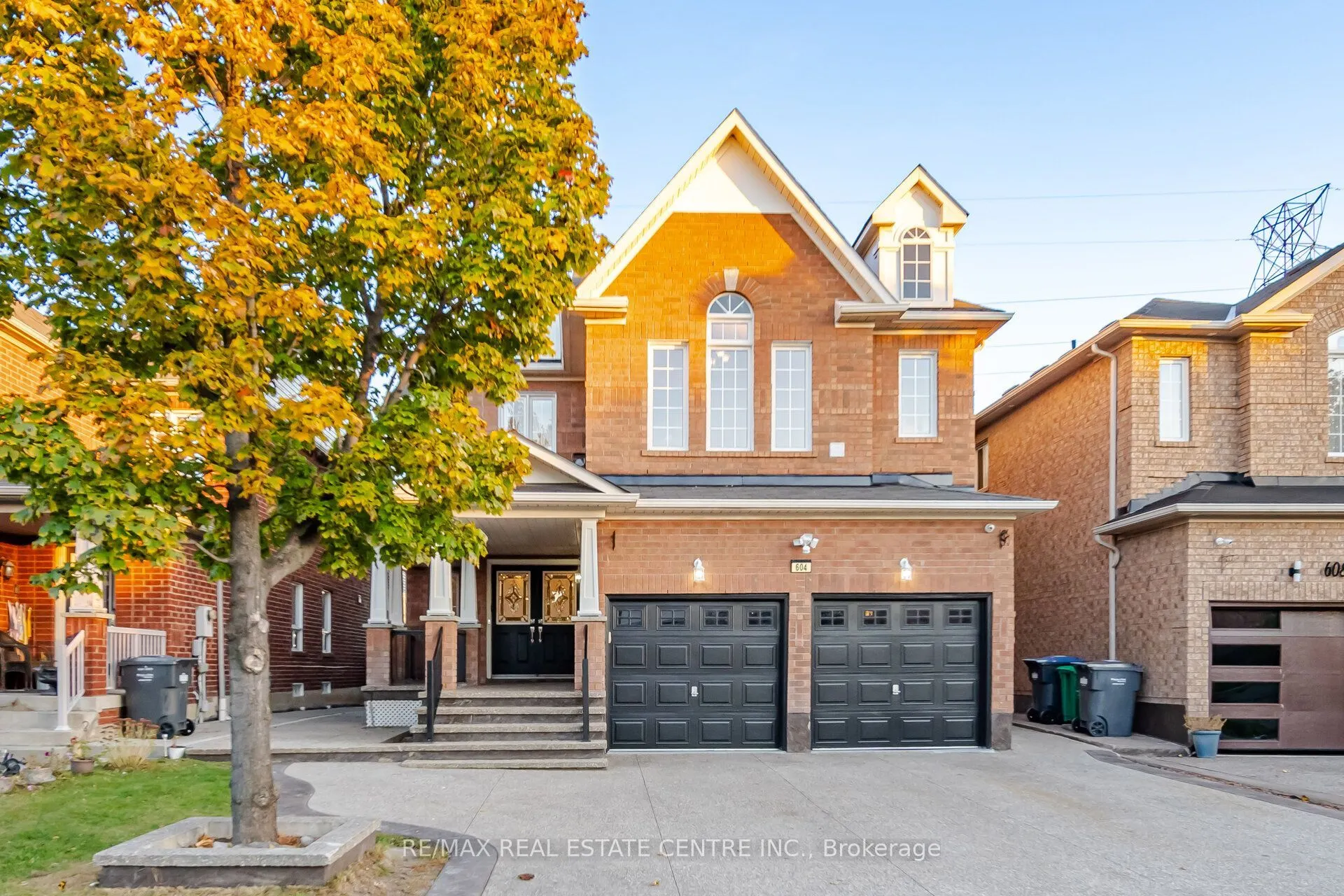 604 Orange Walk Crescent