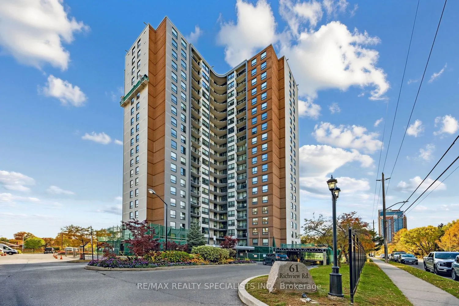 61 Richview Road #609