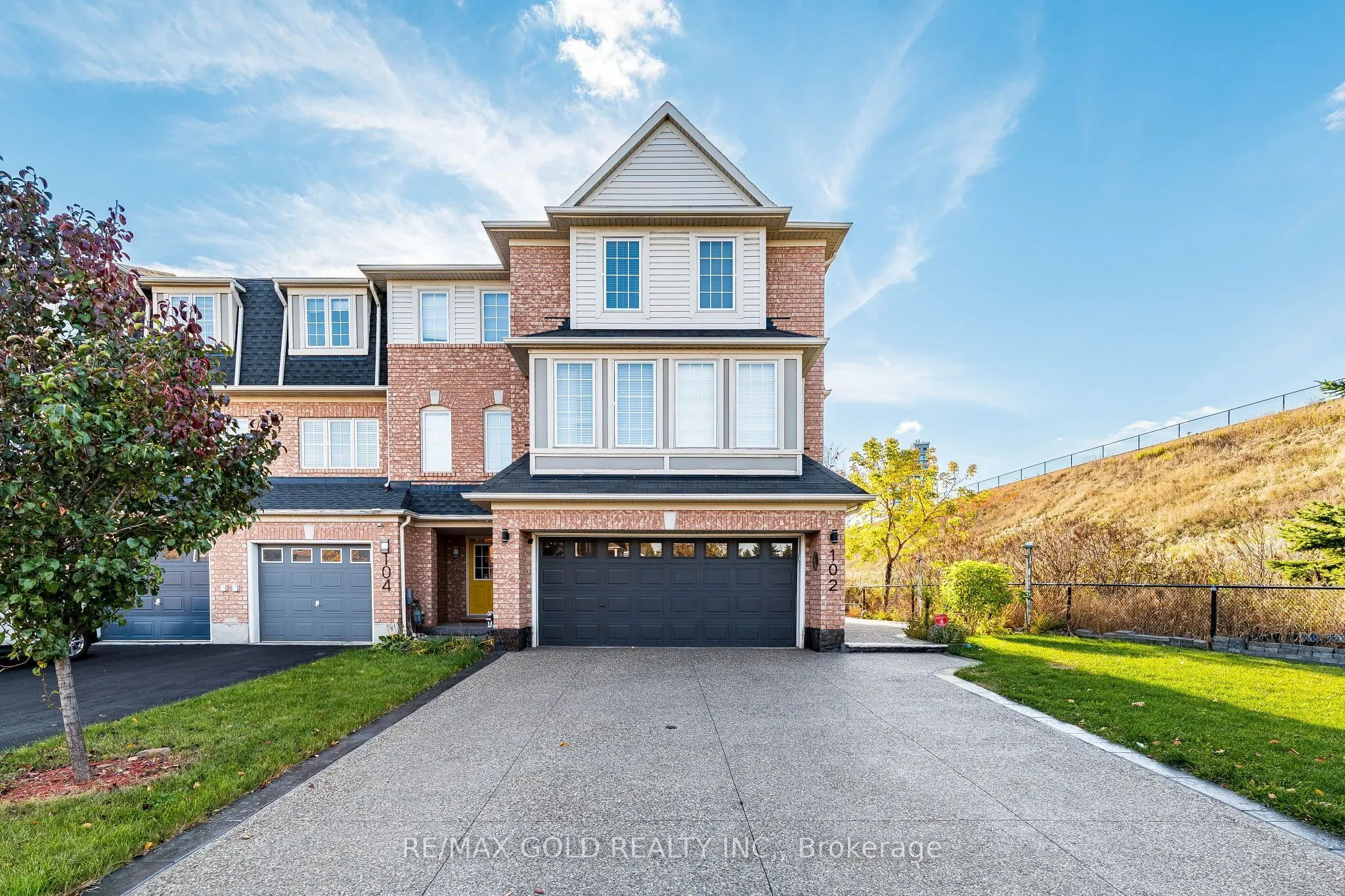 102 Decker Hollow Circle