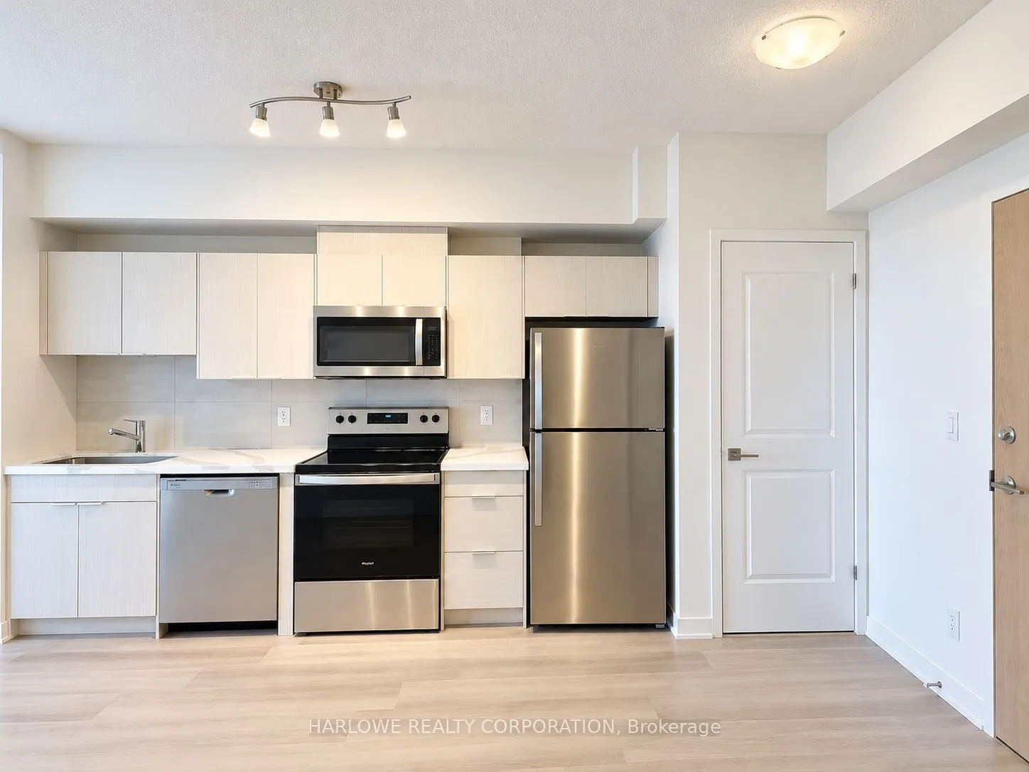2825 Jane Street #513