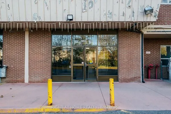 49 Silverstone Drive #405
