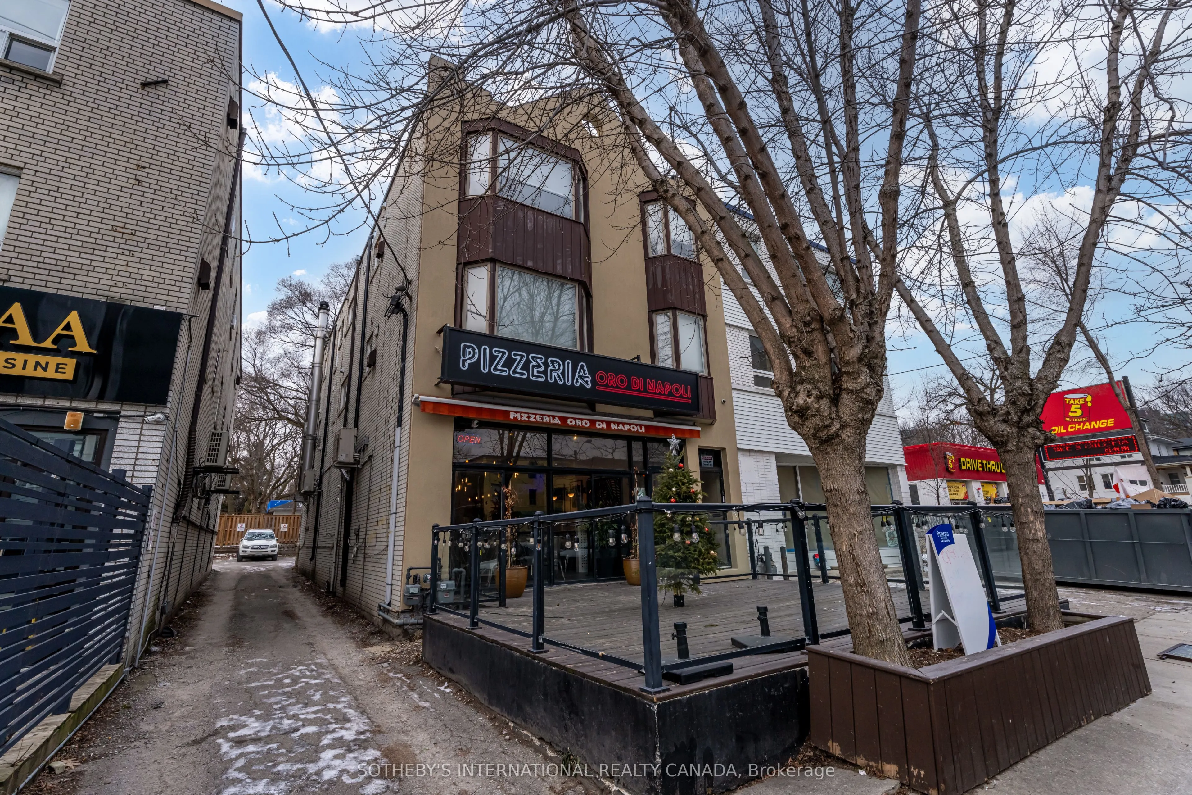 2312 Lake Shore Boulevard W #4