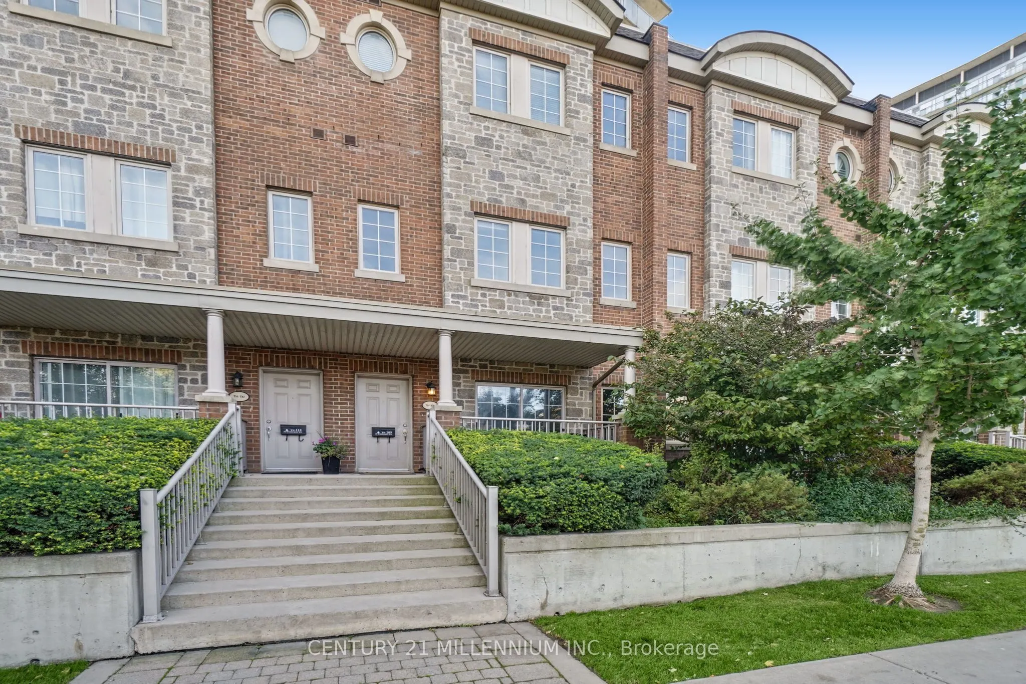 15 Windermere Avenue #TH109