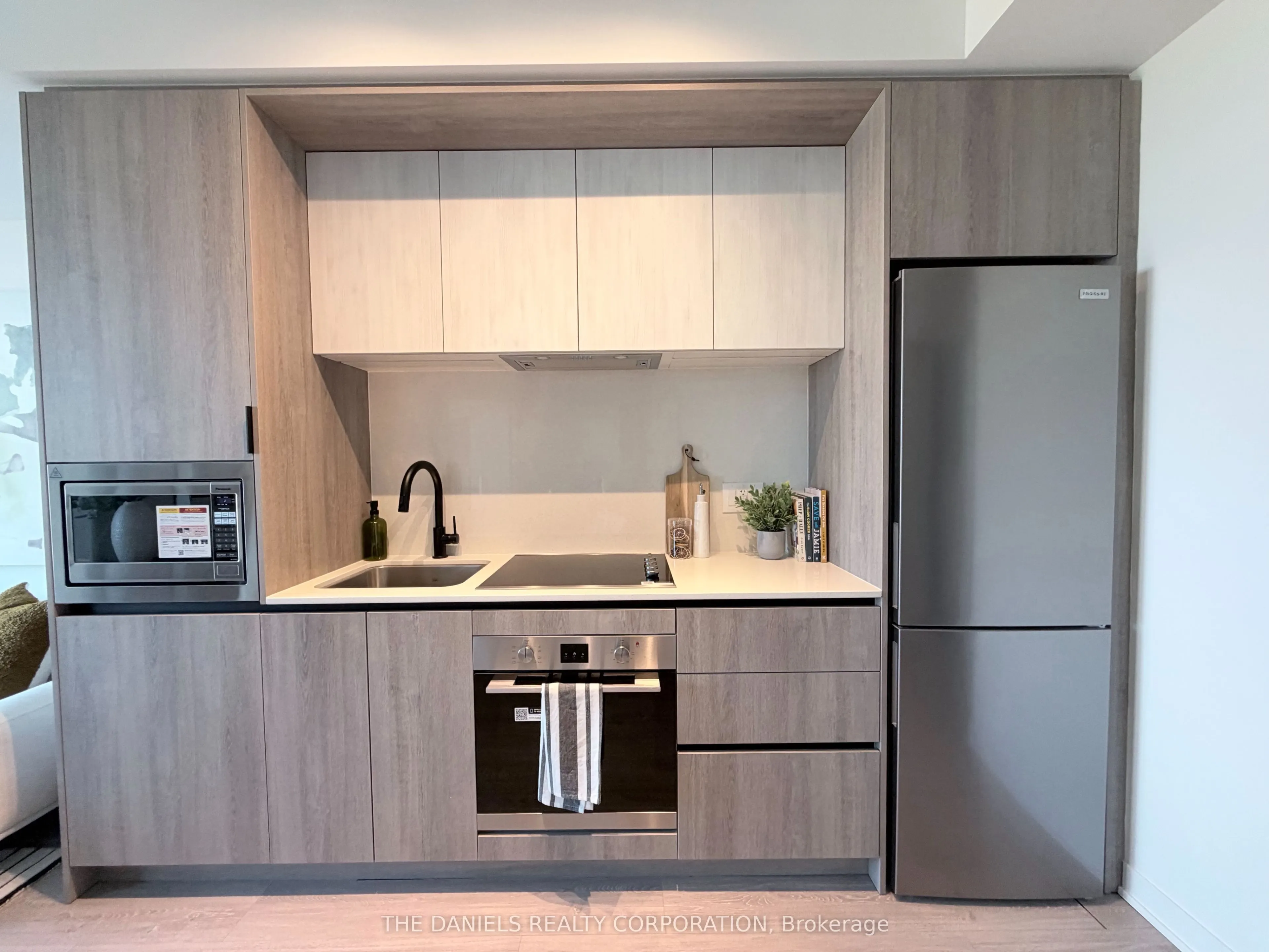 2495 Eglinton Avenue E #2601