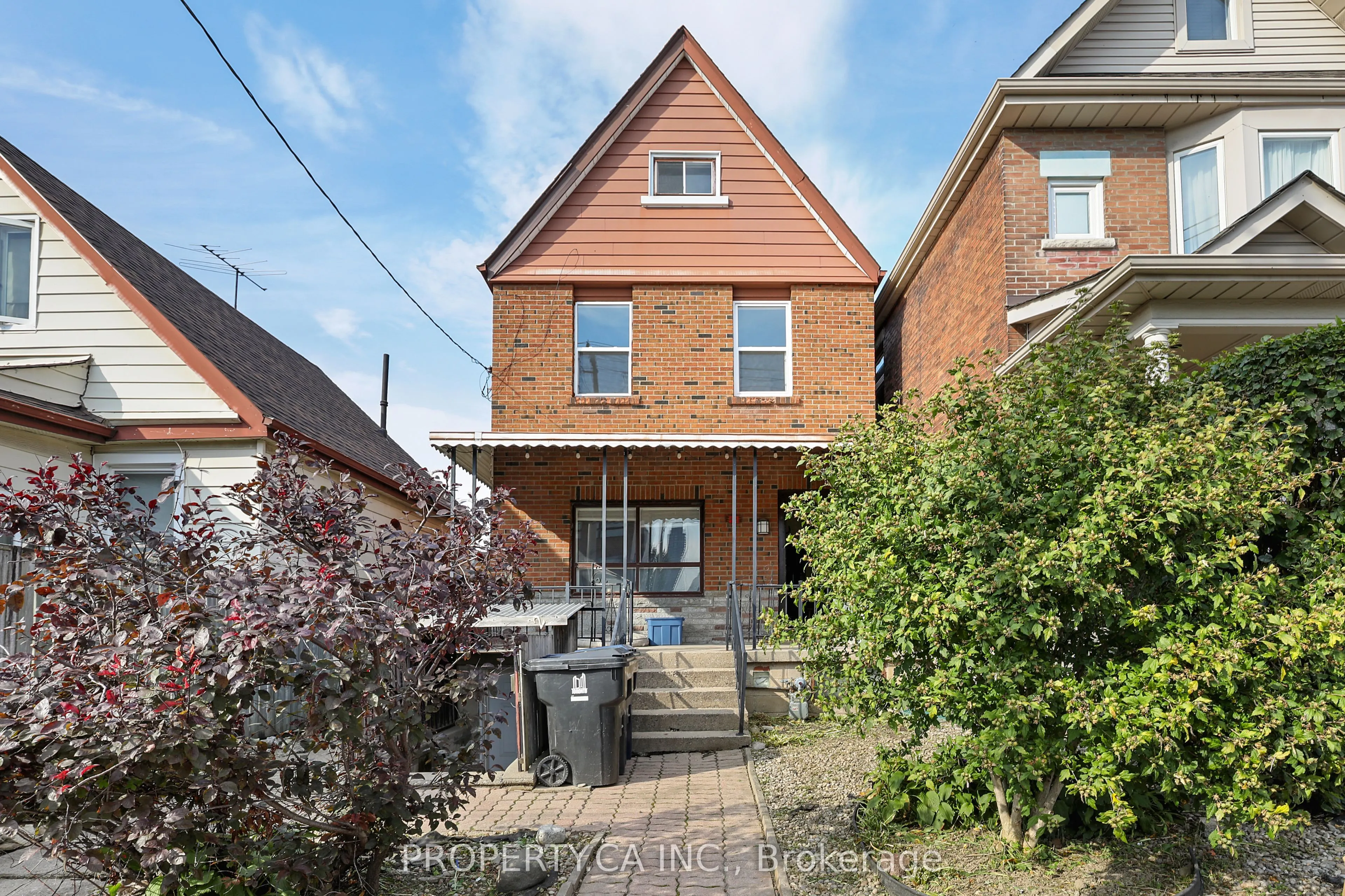 22 Lappin Avenue #3