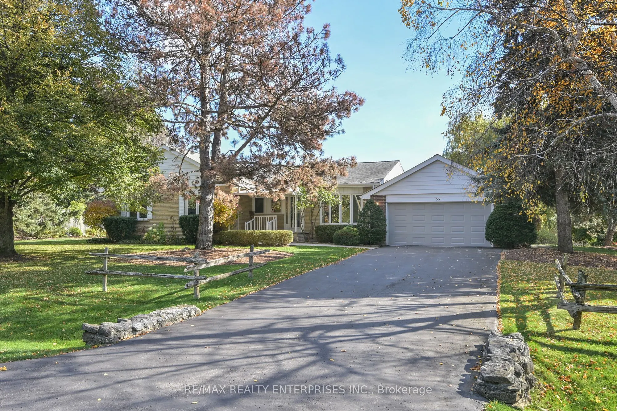 32 Autumn Drive