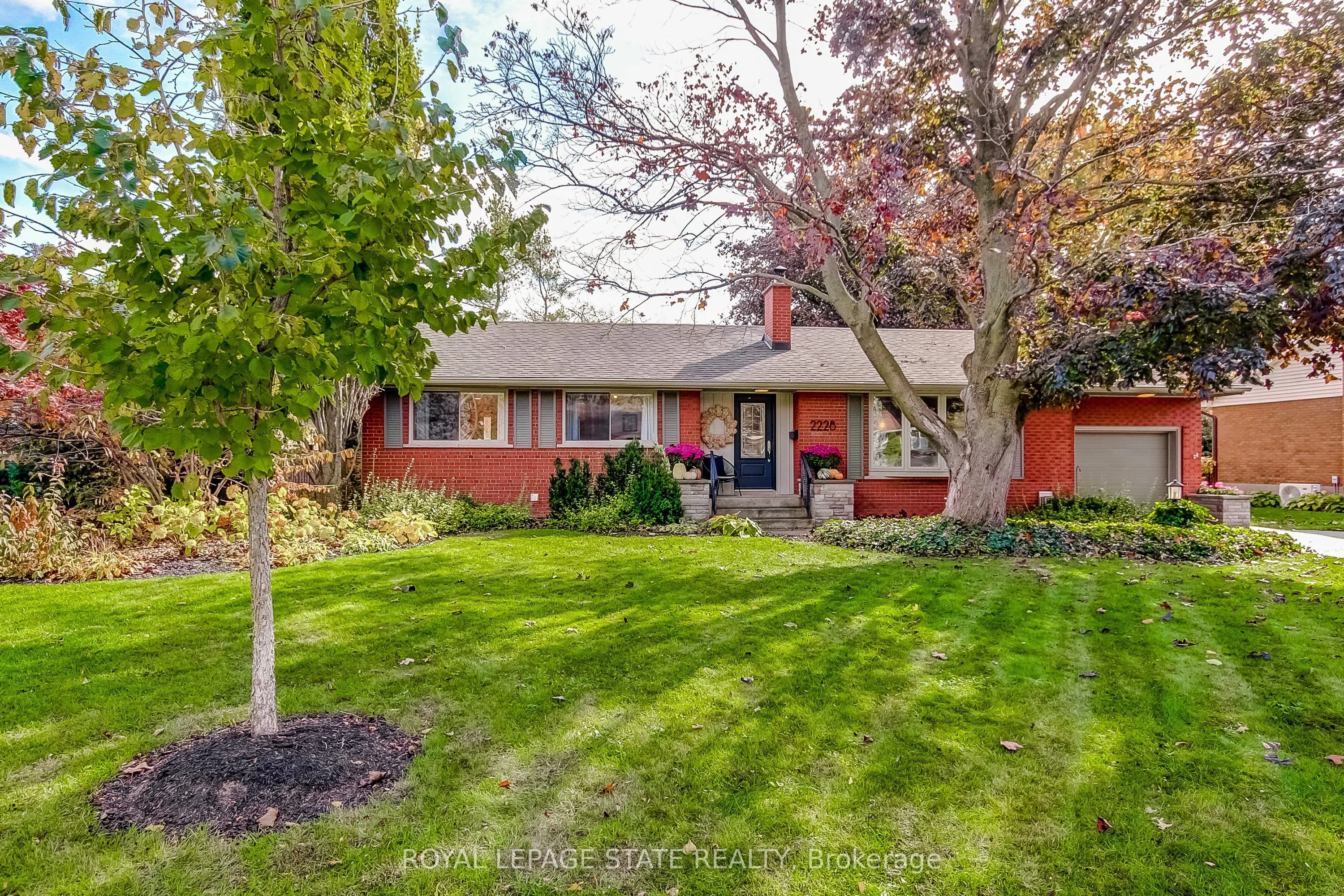 2228 Clarendon Park Drive