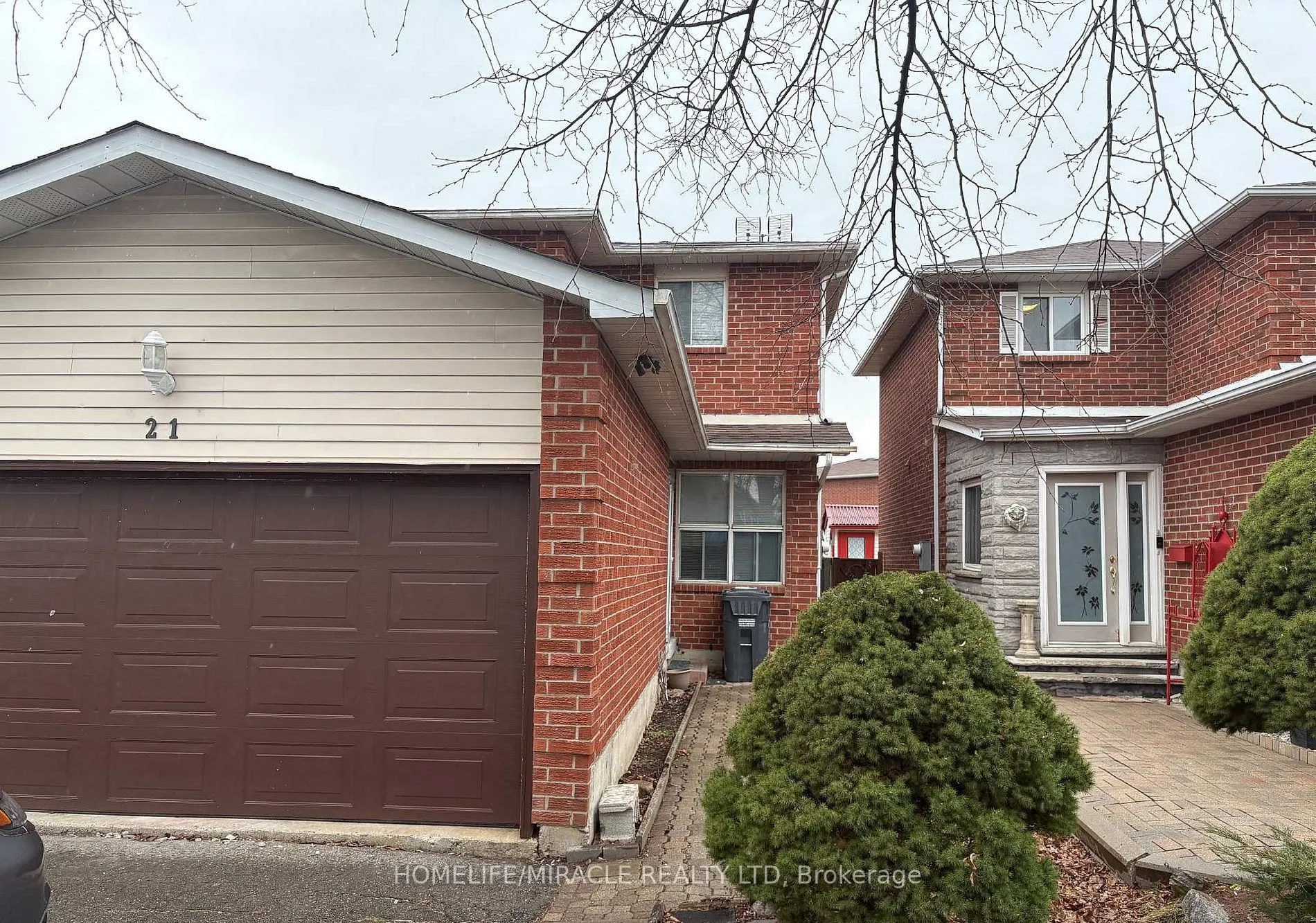 21 Ecclestone Drive #Main Floor
