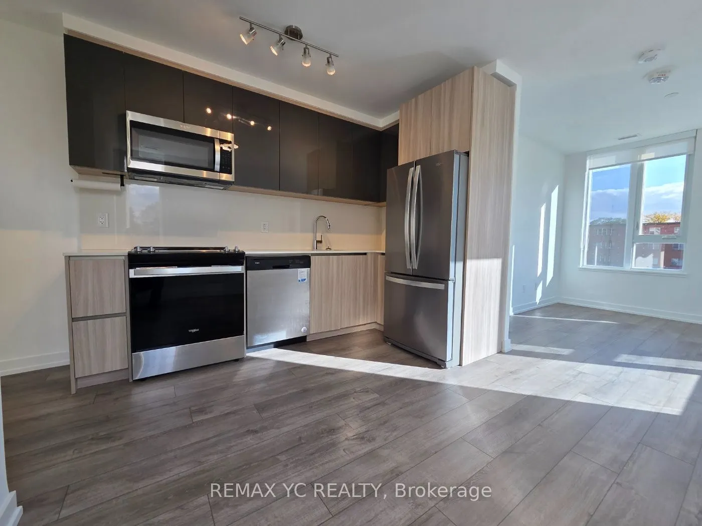 11 Maryport Avenue #213