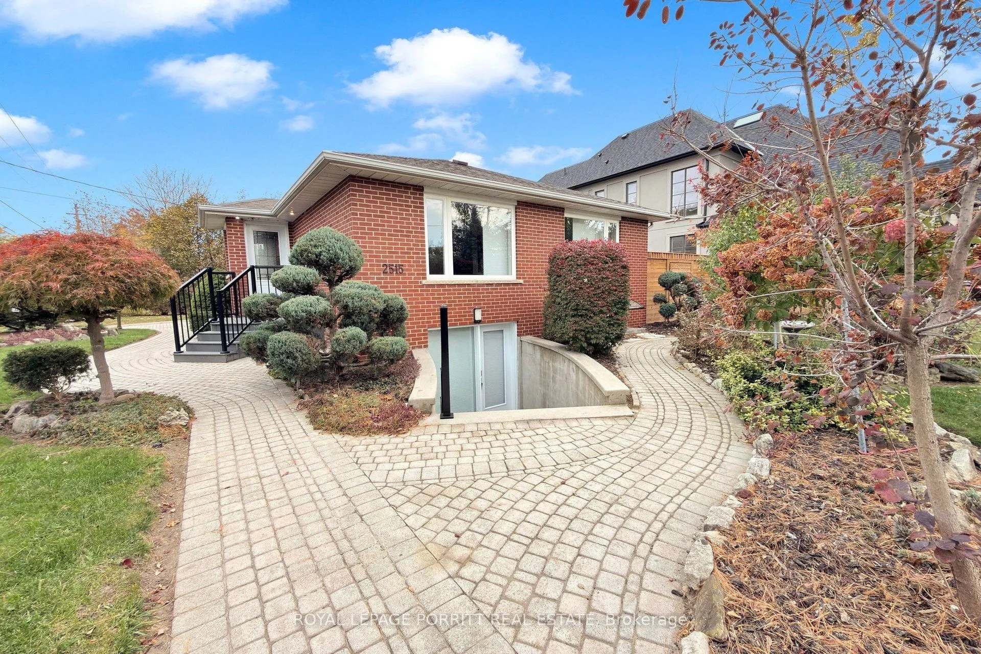 2515 Edenhurst Drive #lower