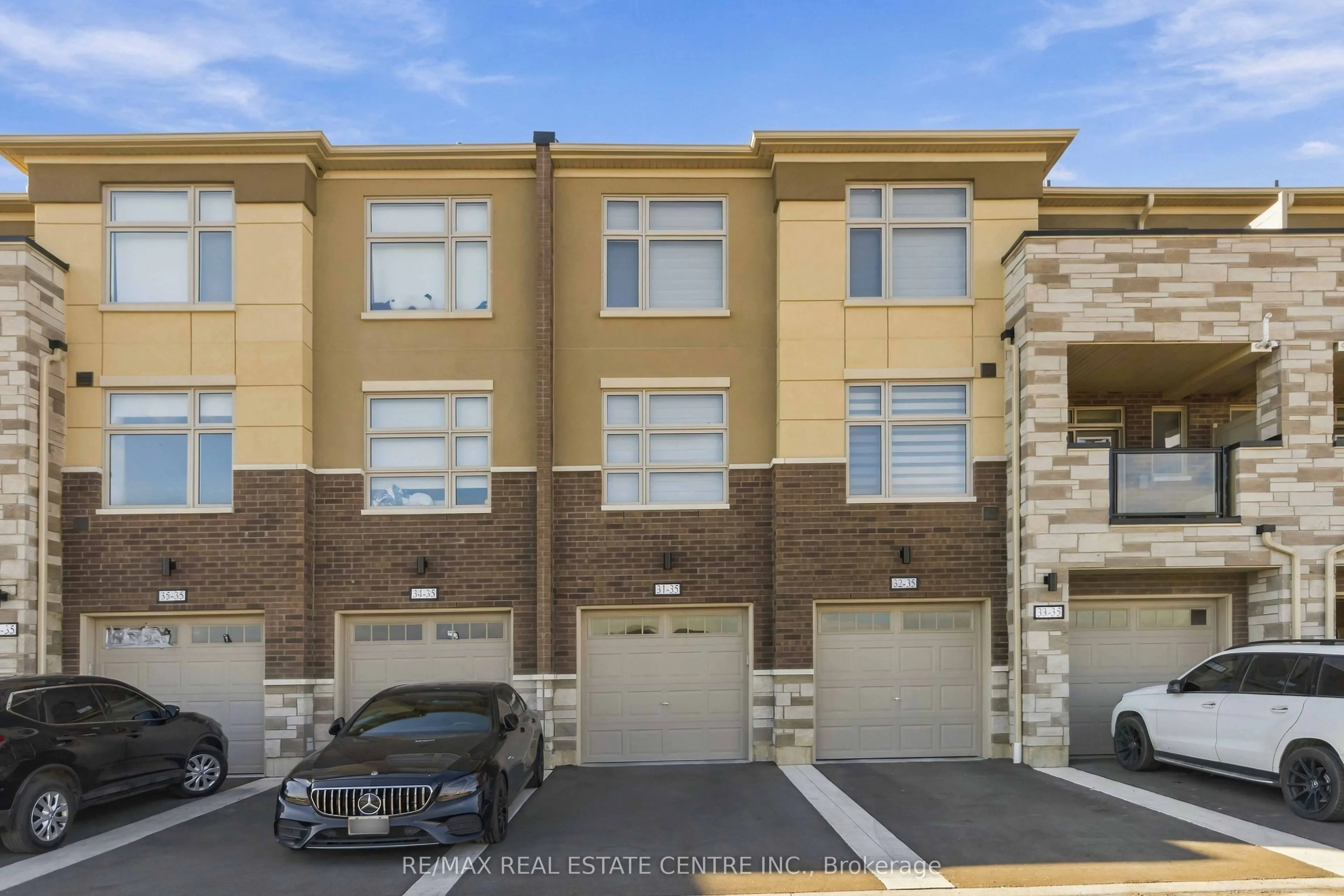 35 Fieldridge Crescent Unit Crescent #31