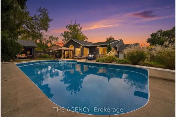 2101 Edinburgh Drive