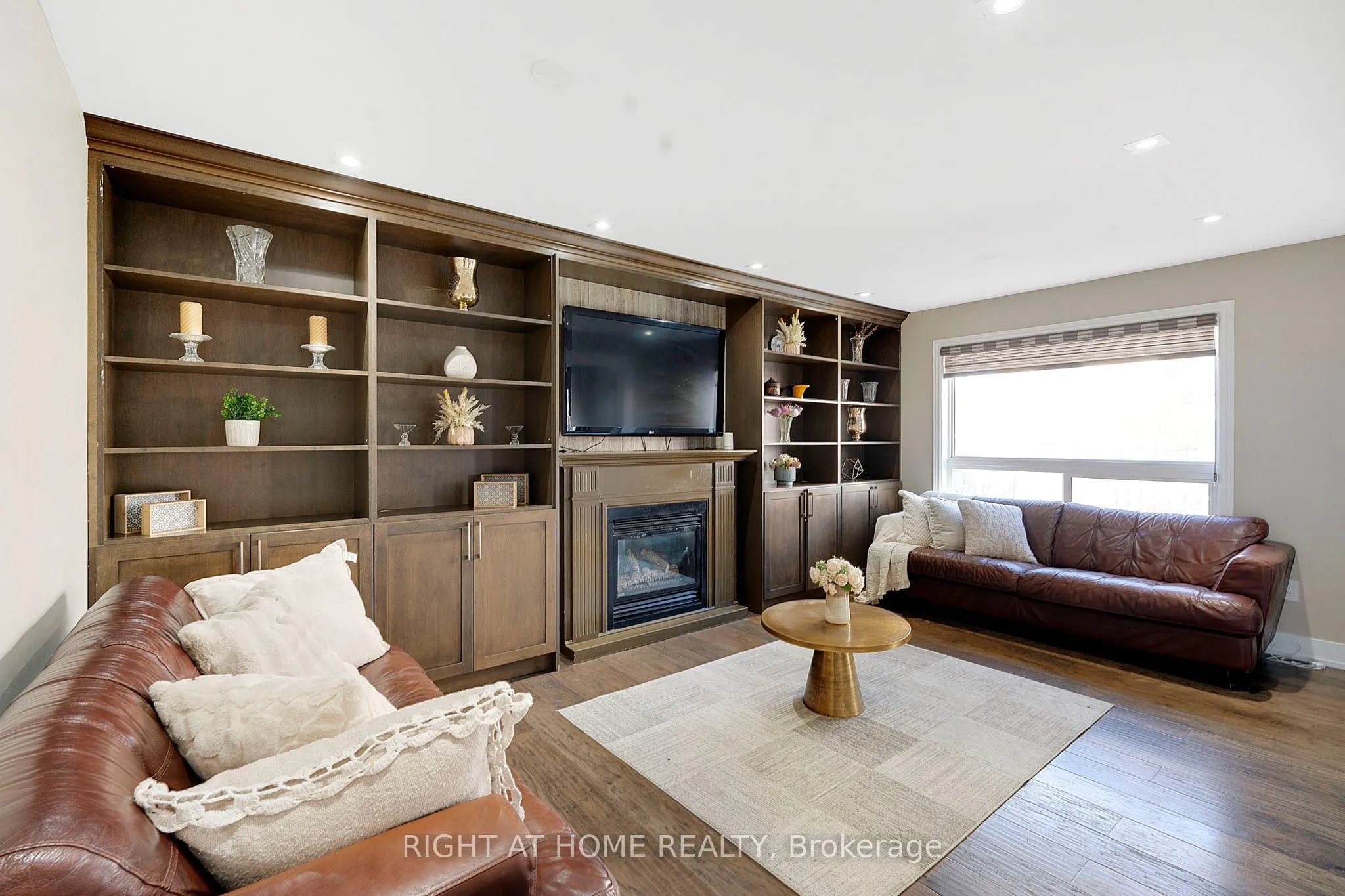 4 Giza Crescent