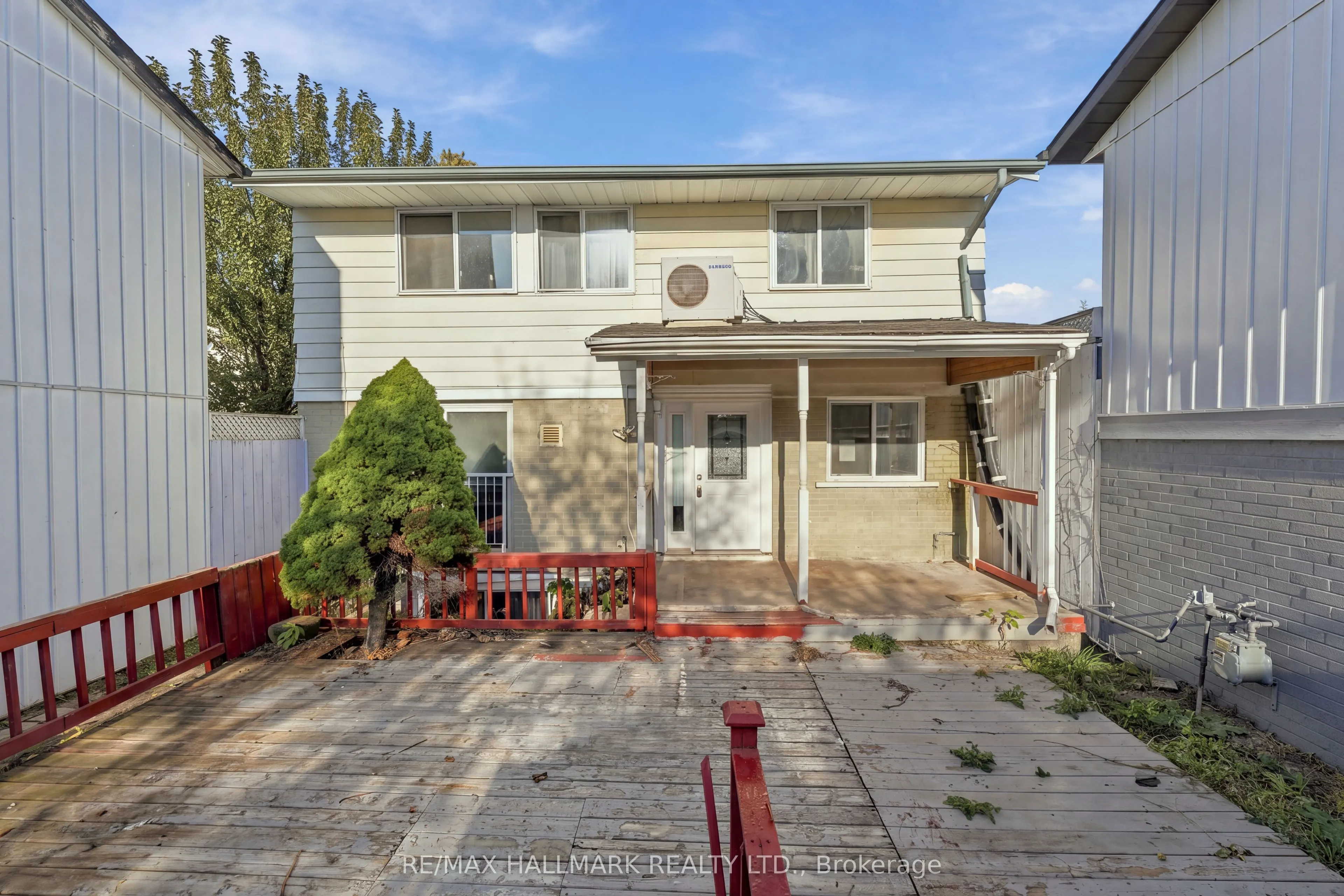 9 Hazelglen Court