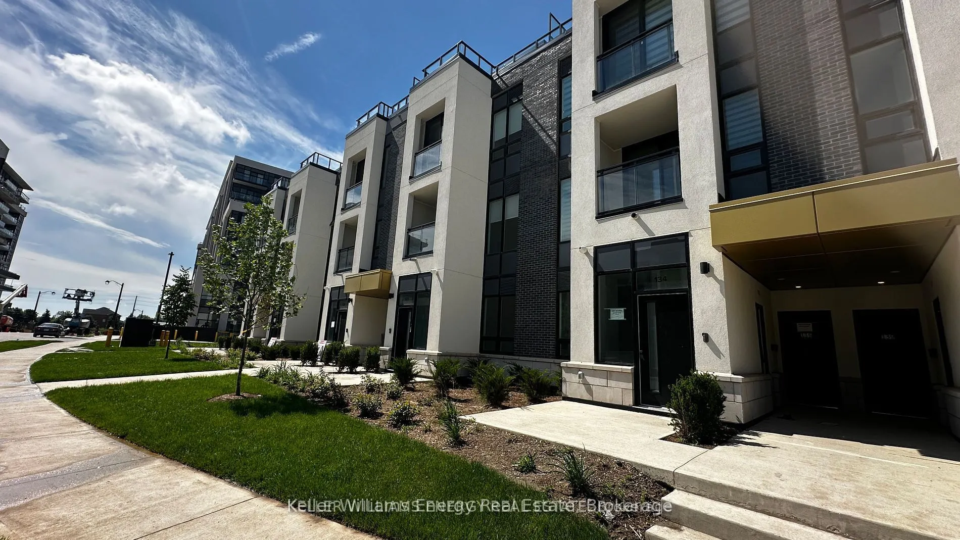 3020 Trailside Drive #139