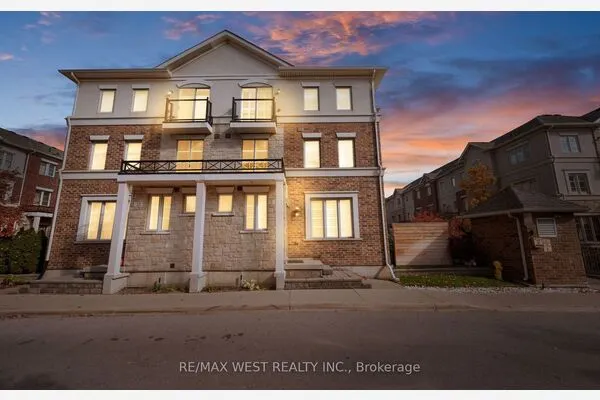 636 Evans Avenue #22