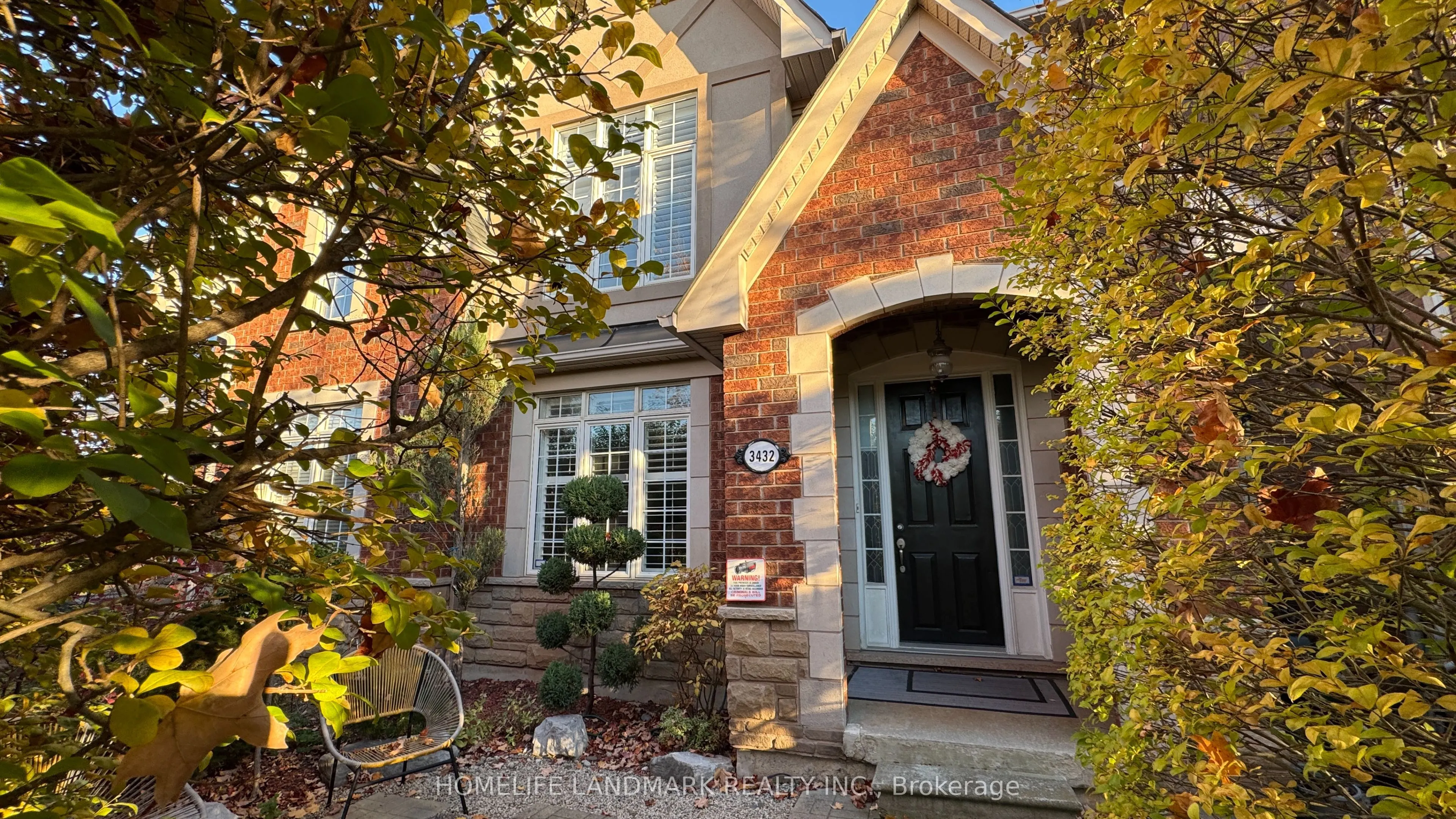 3432 Eglinton Avenue W