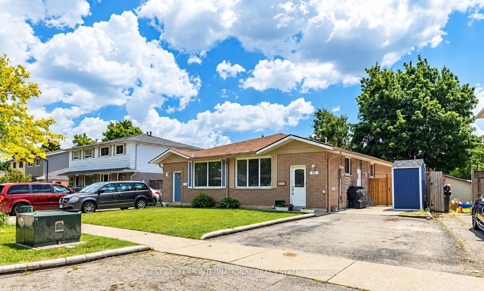35 Chipwood Crescent