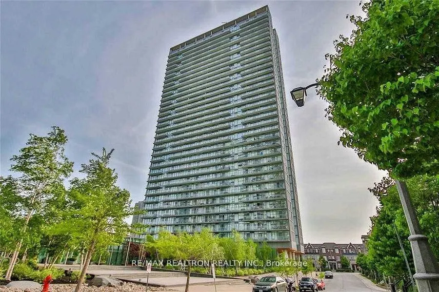 105 The Queensway Avenue #614
