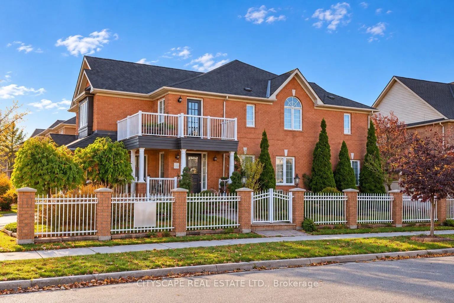 5952 Churchill Meadows Boulevard