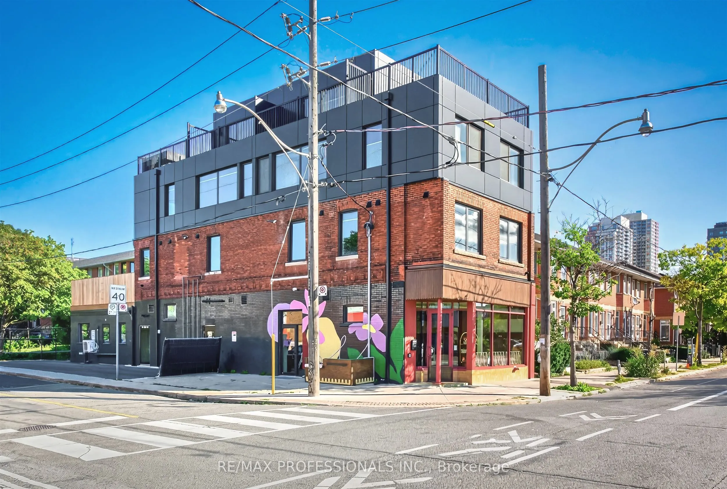 393 Perth Avenue #201