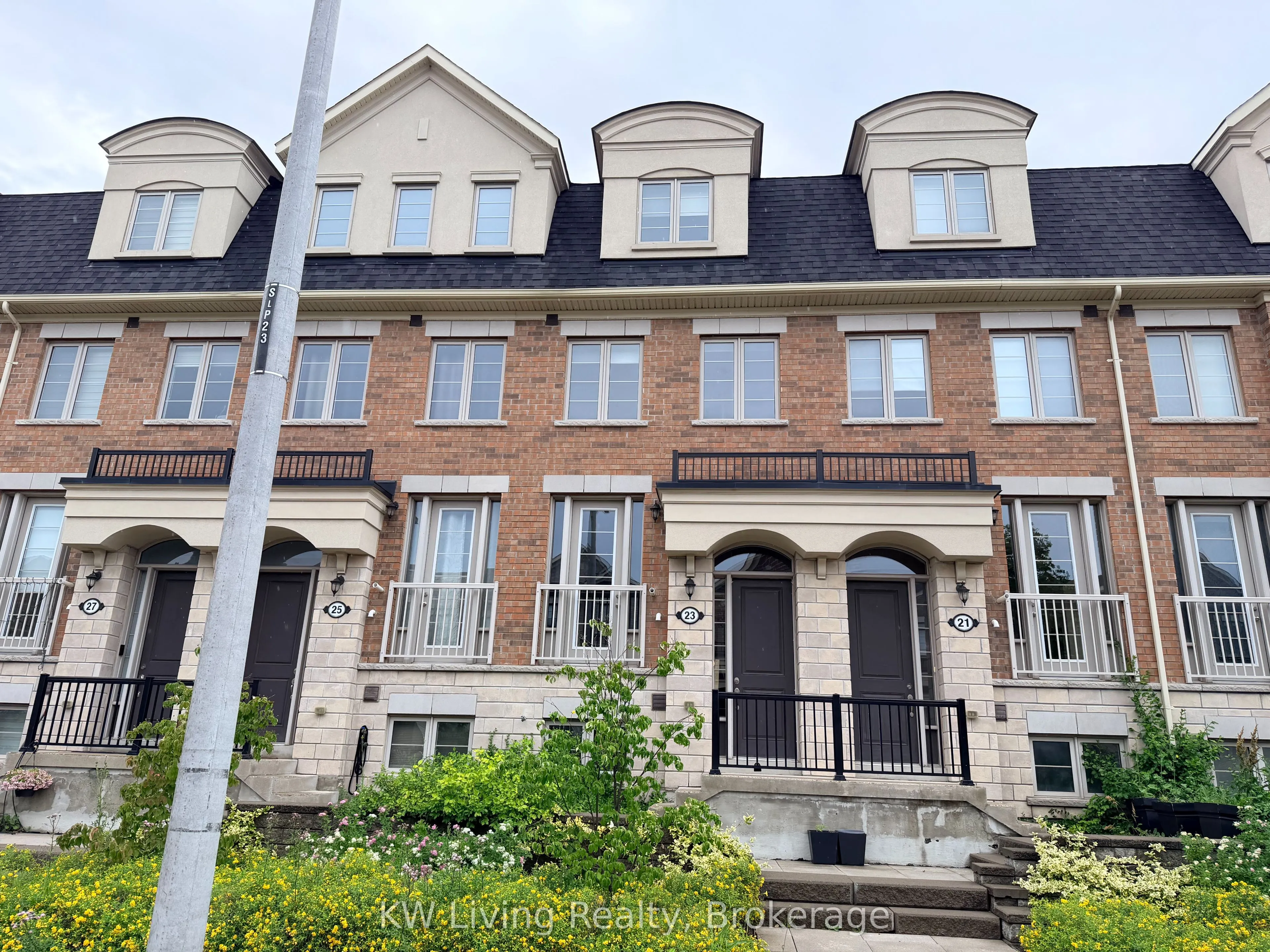 23 Edward Horton Crescent