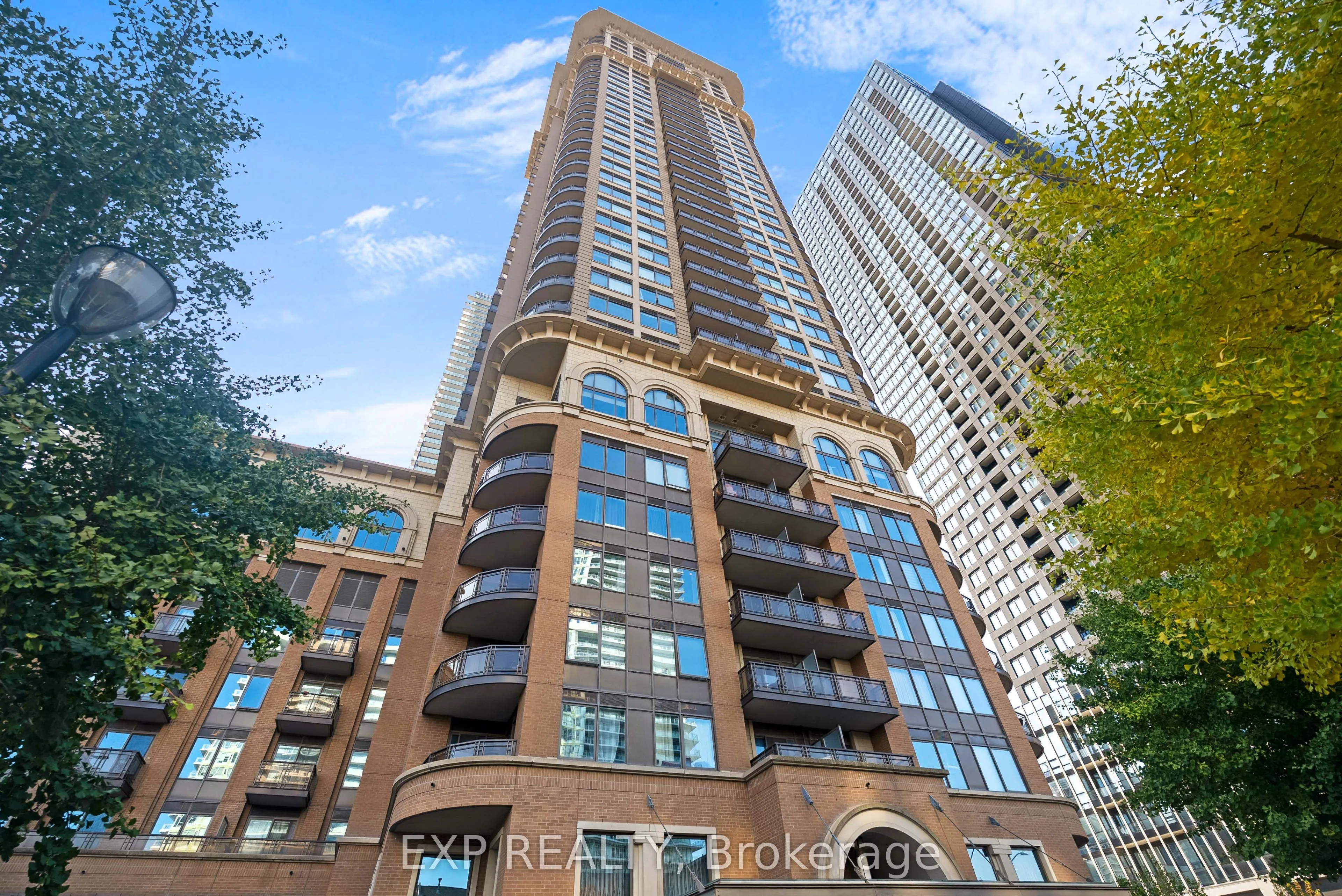 385 Prince Of Wales Drive #505
