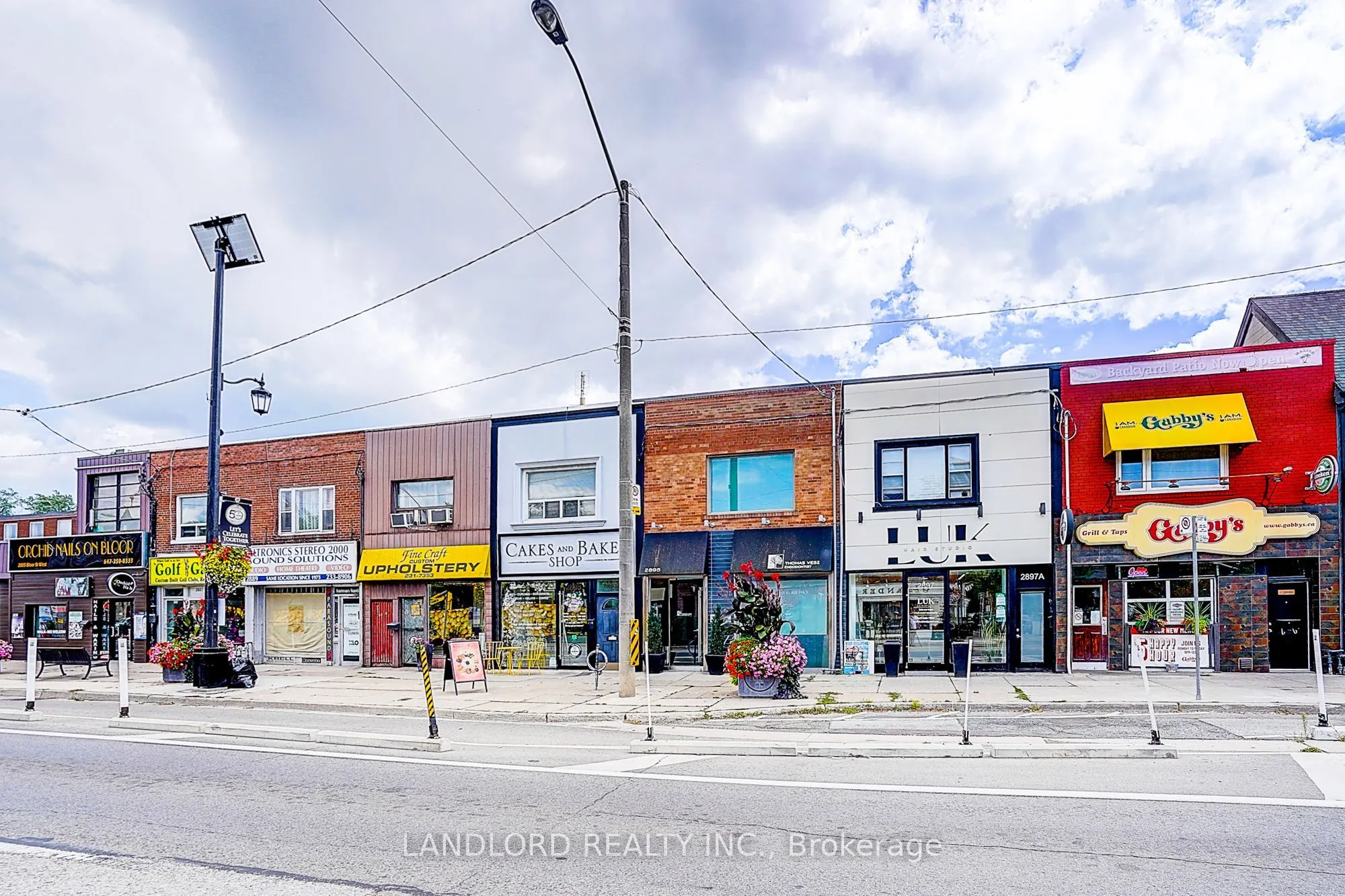 2895 Bloor Street W #Upper