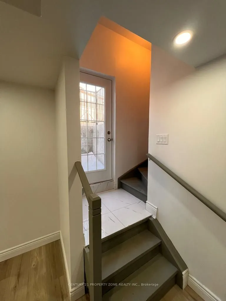 308 Queen Mary Drive